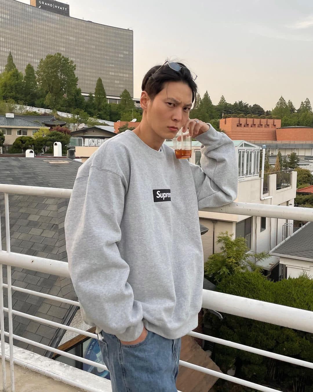 슈프림 골라봐🛹후드🆚맨투맨 이미지4