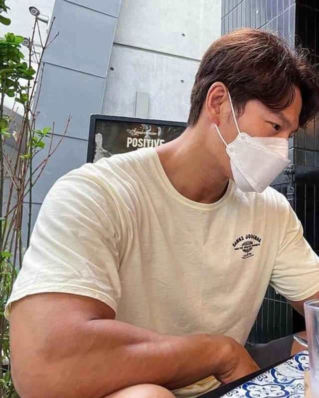 여름의 완성은 팔뚝에서💪 이미지3