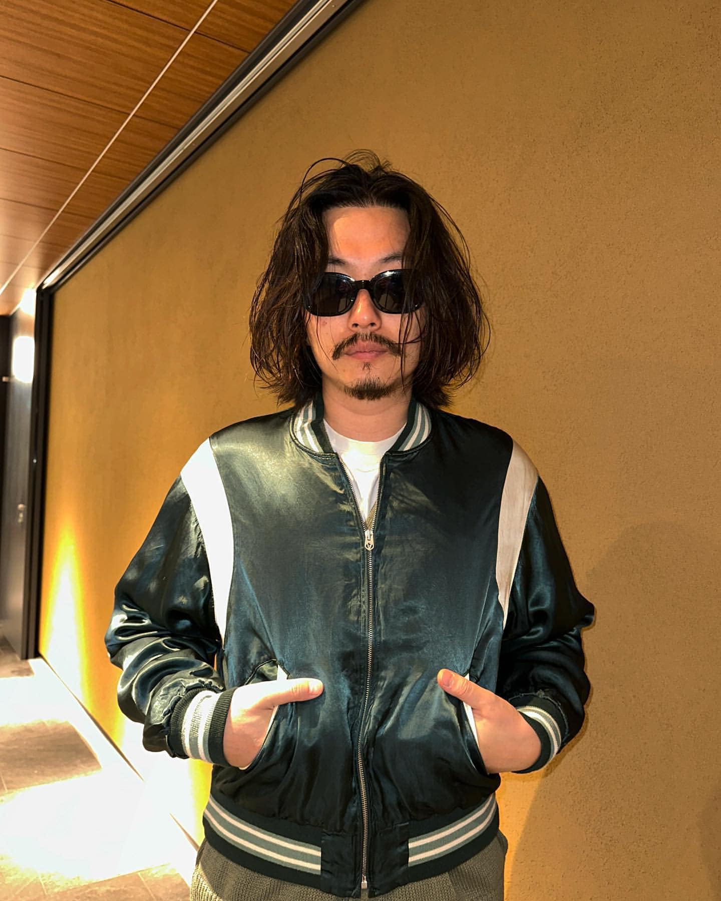 슬슬 선글라스 챙겨줘야지🕶️ 이미지