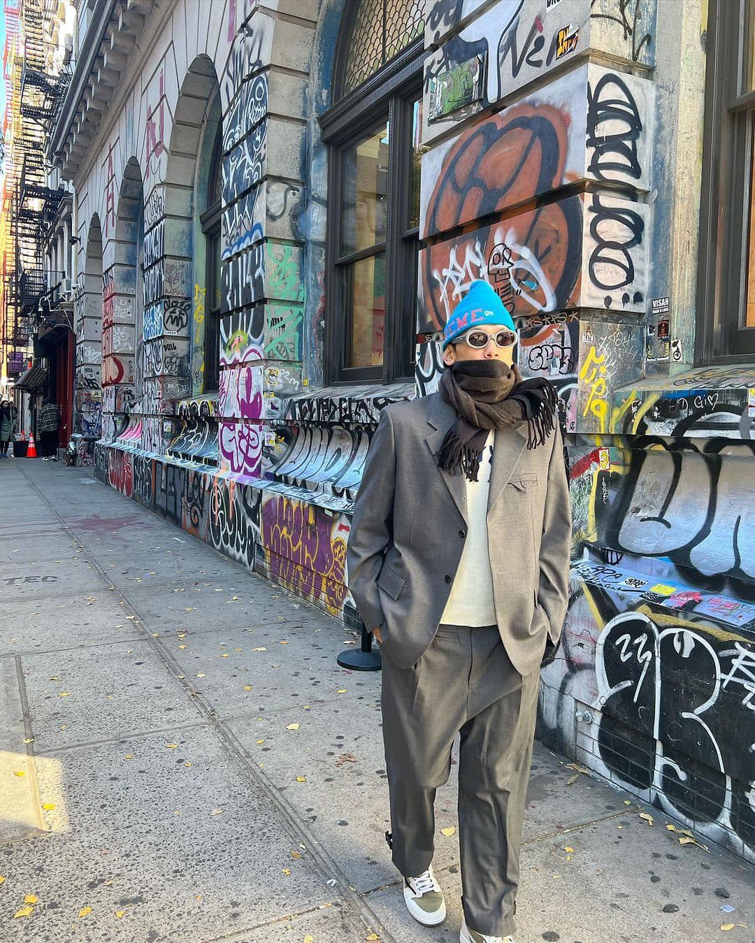 심플한 머플러로 센스 더해🧣 이미지5