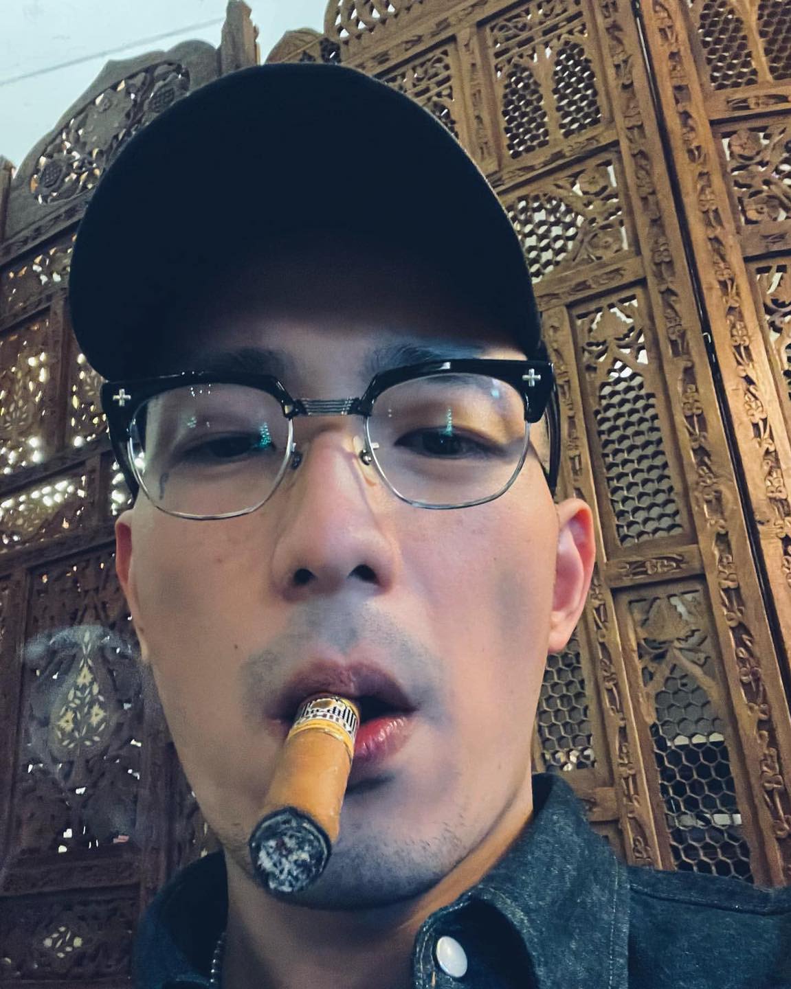 박성진의 상남자식 안경 코디😎 이미지5