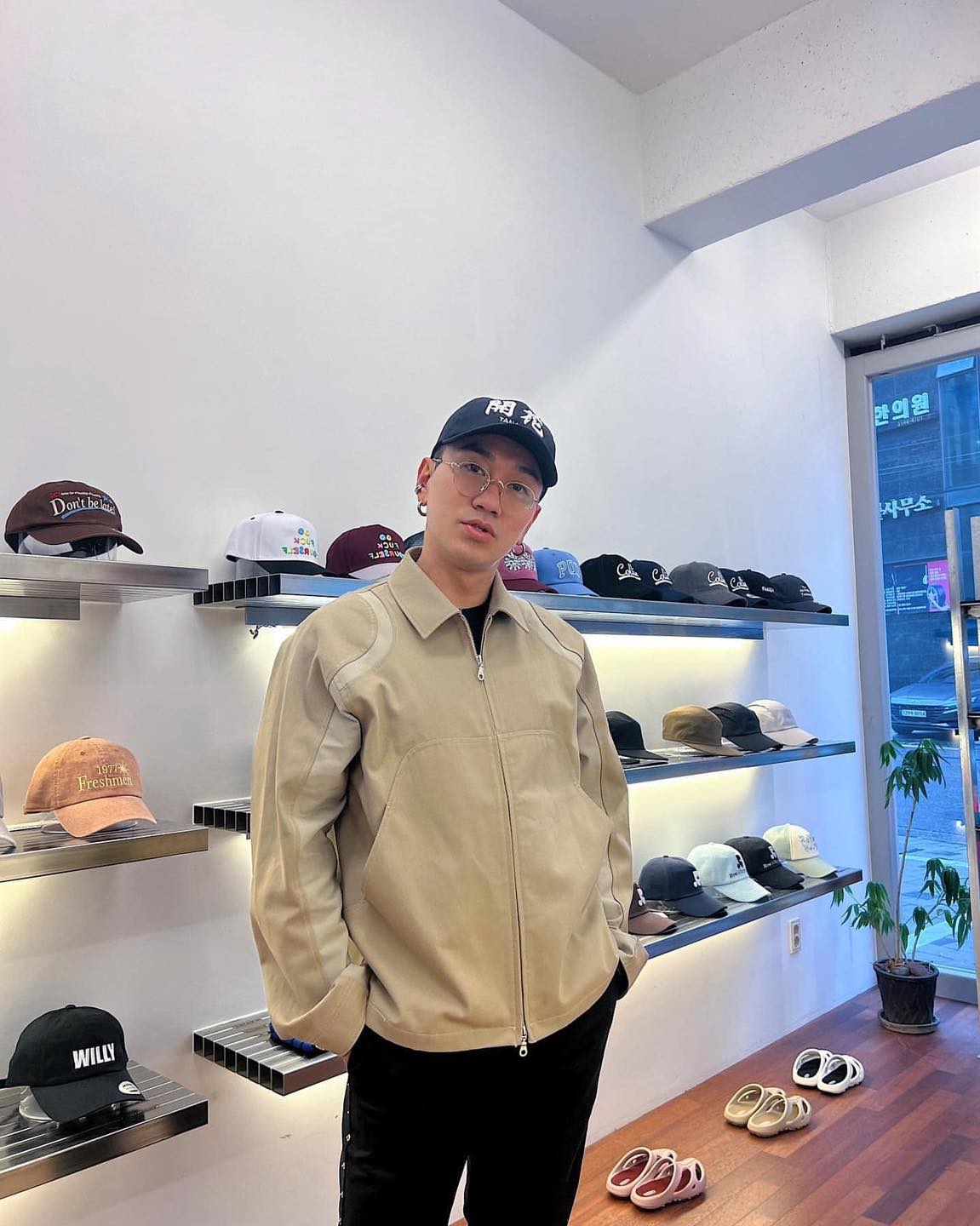 다나카 본캐의 볼캡 스타일링그🧢 이미지3