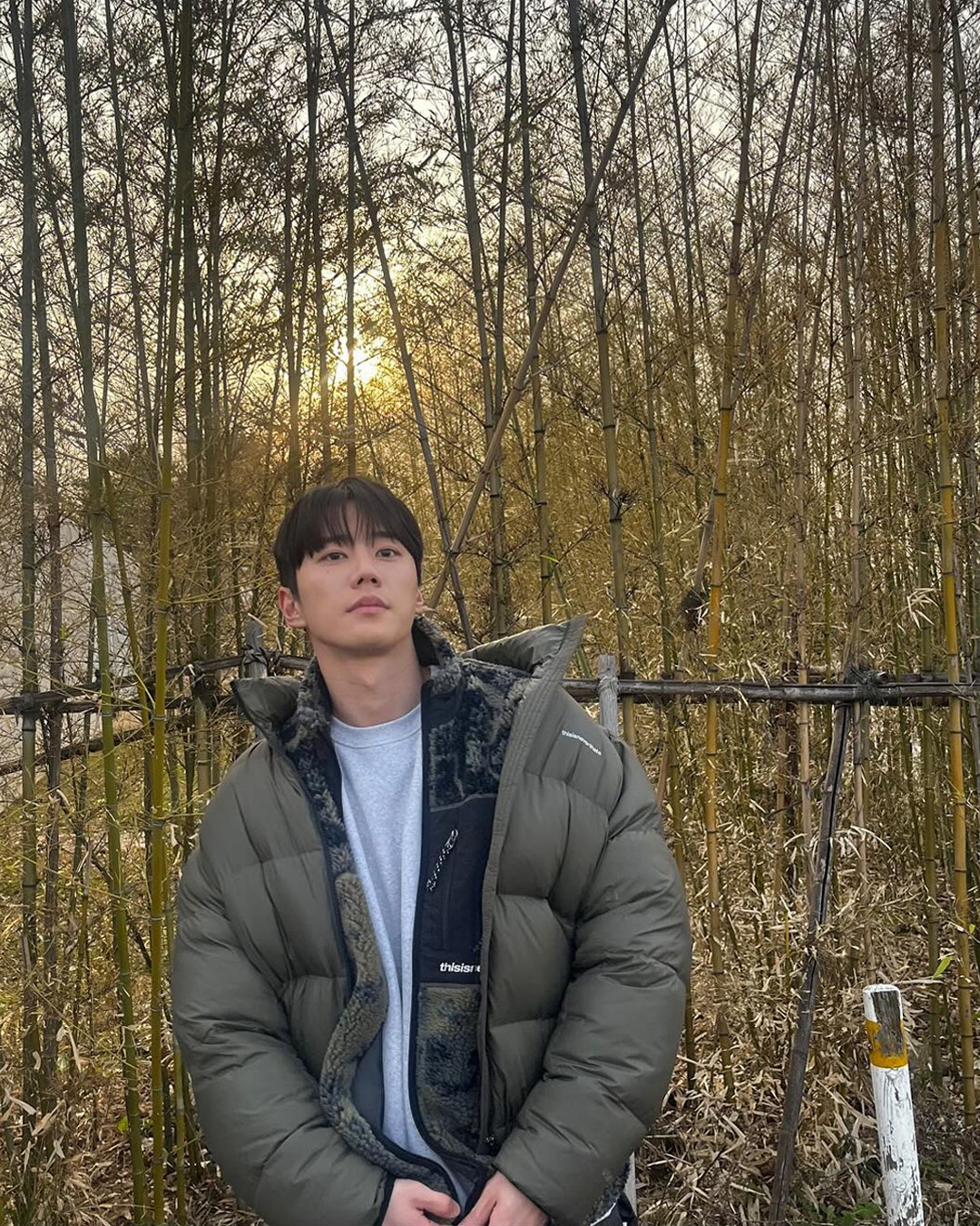 다가오는 봄 남친룩은 이준영 참고📸🌼 이미지8