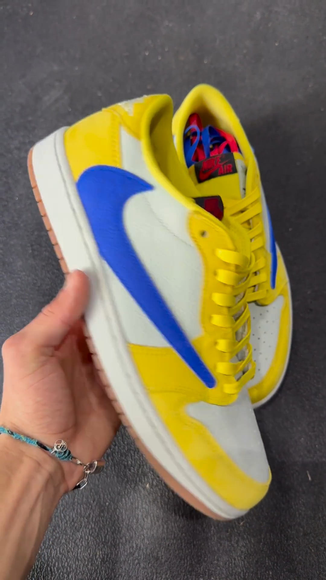 올 여름 발매될 트래비스 스캇 x 에어 조던 1 로우 OG '카나리'🦜🌵 이미지