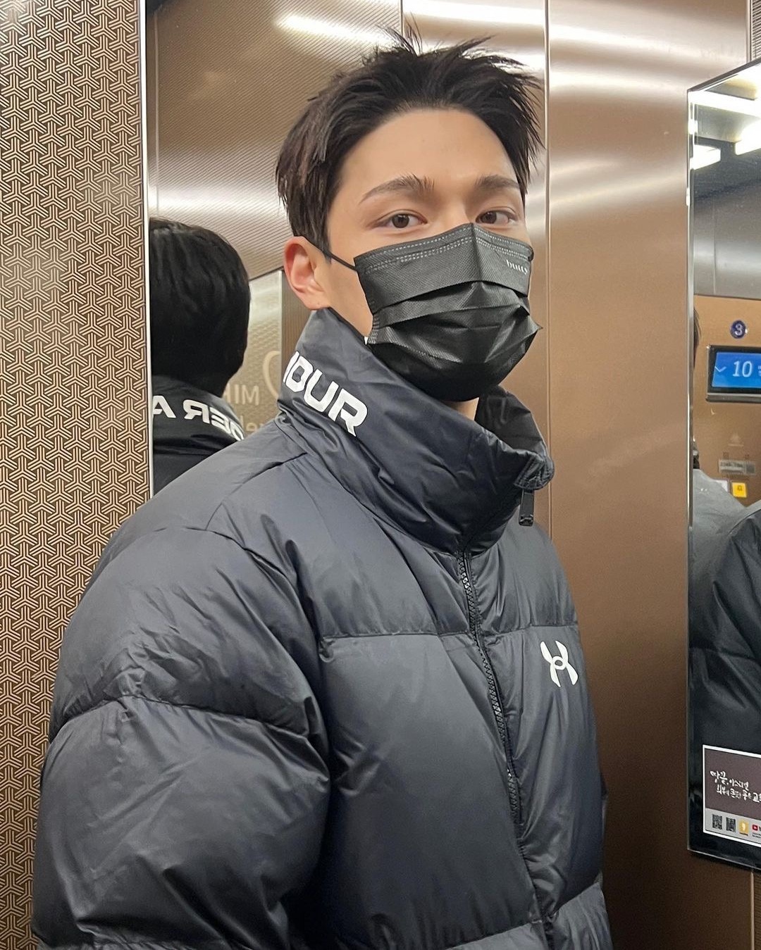 패딩은 블랙이지🥷🏿​ 이미지10