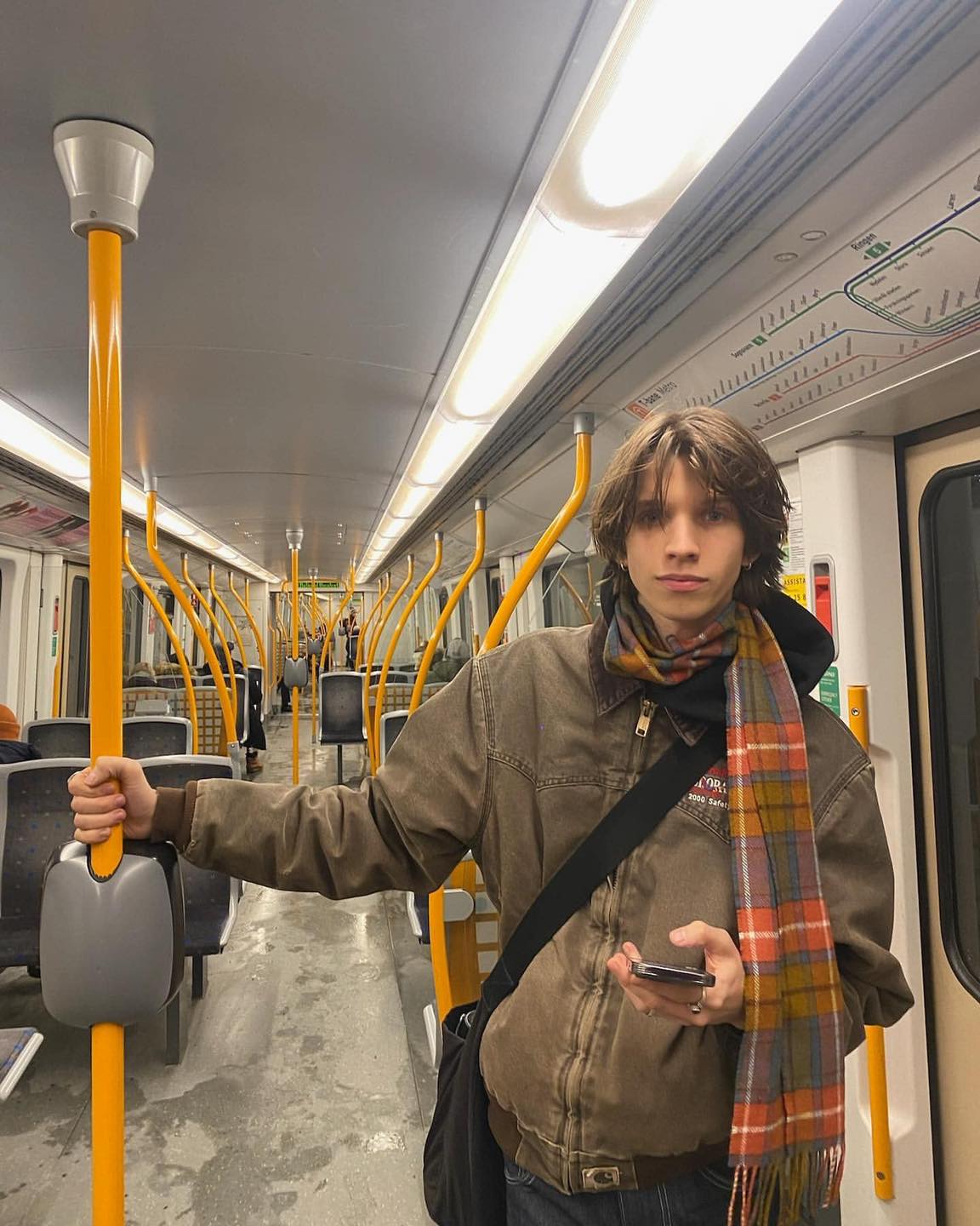 밤엔 쌀쌀하니 체크 목도리🧣 이미지