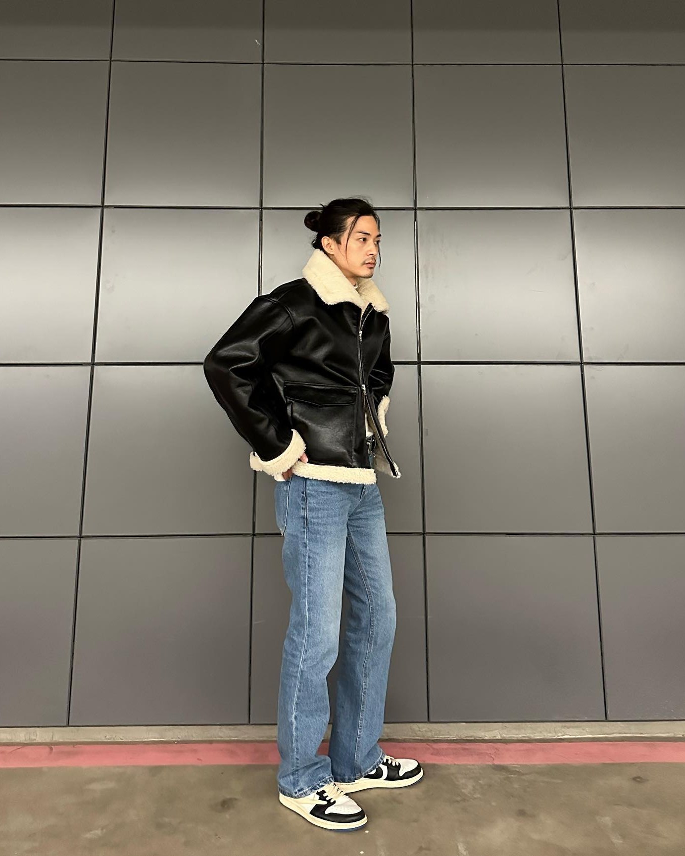 김지훈 보고 장발 묶음머리했다가 여자친구한테 차임😭🤦‍♂️ 이미지9