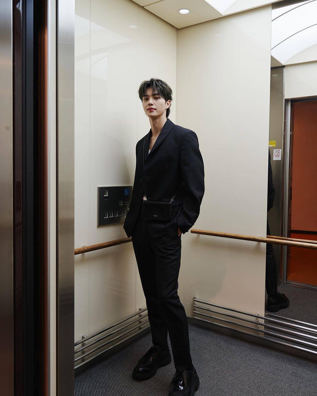 셀럽들의 워너비핏 블랙수트🤵🏻‍♂️ 이미지4