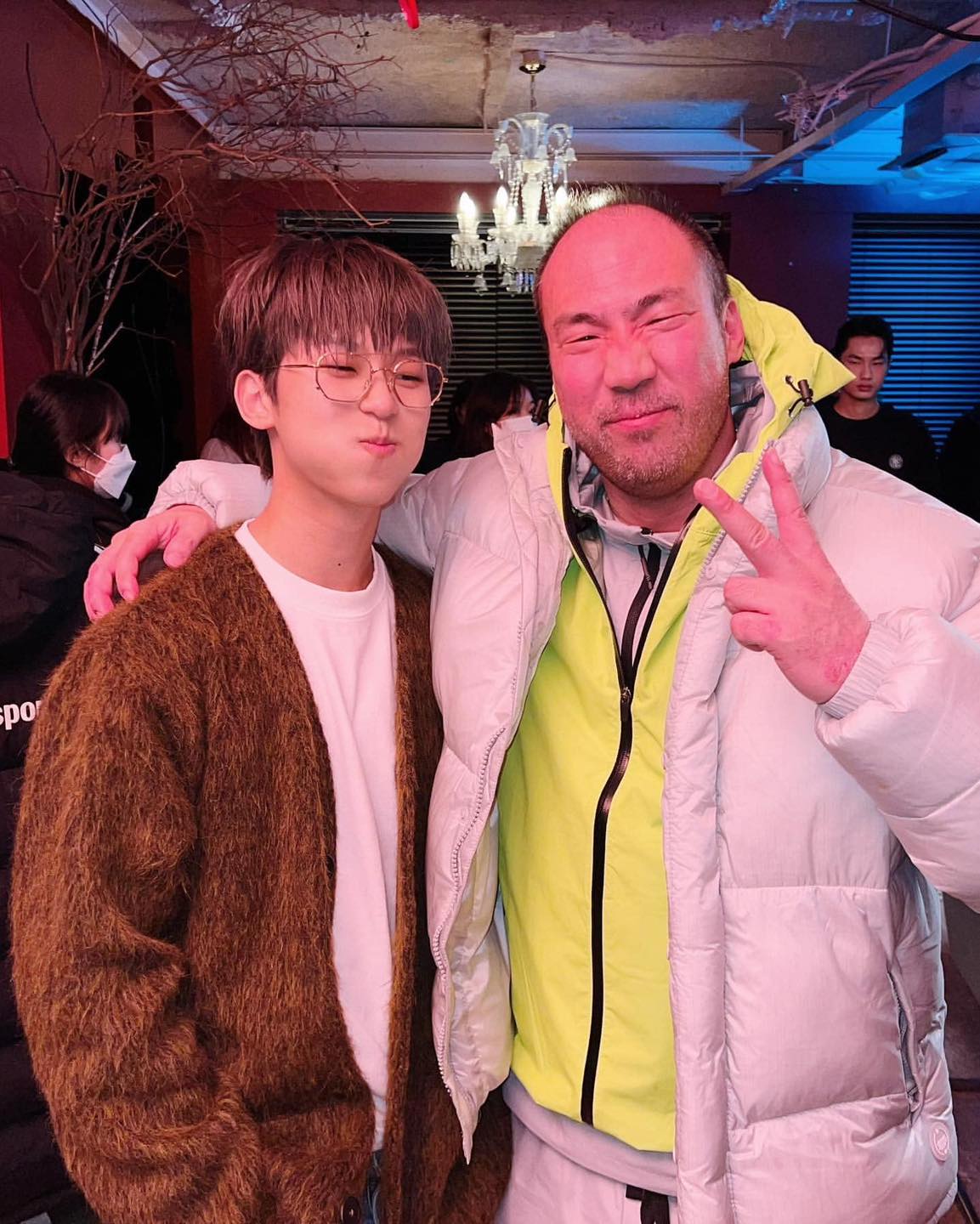 얇고 가벼운 테는 이렇게👓 이미지