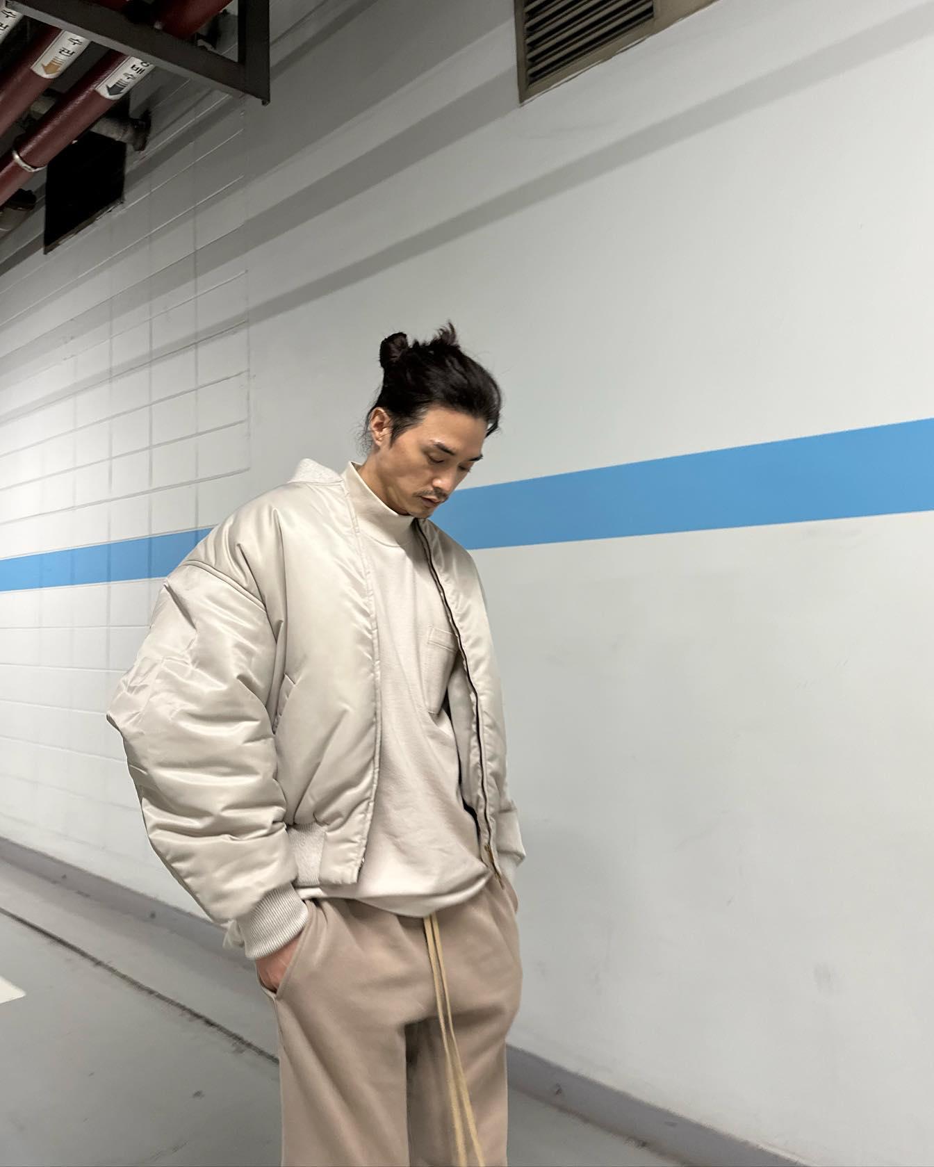 김지훈 보고 장발 묶음머리했다가 여자친구한테 차임😭🤦‍♂️ 이미지7