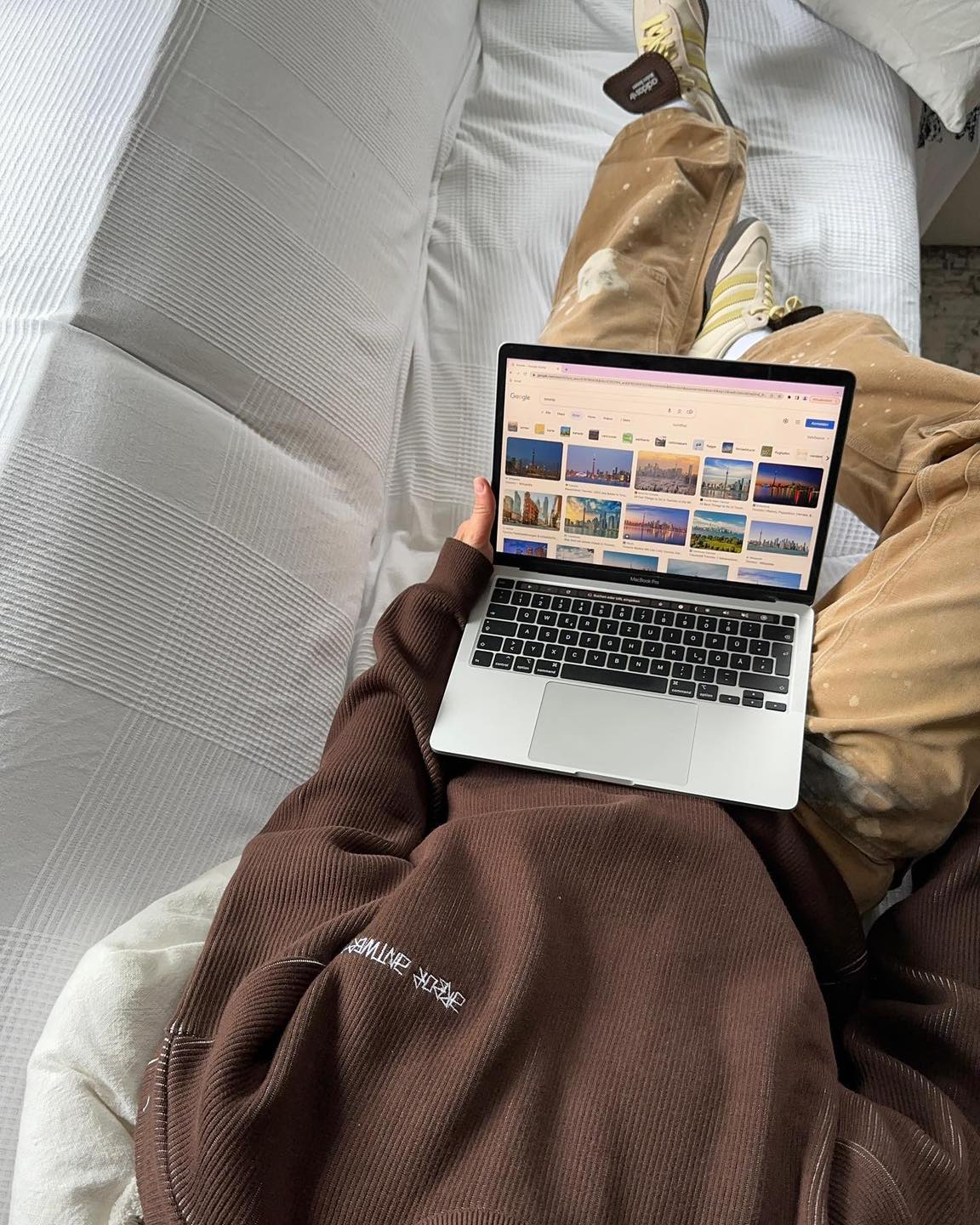 이런 날엔 집에 붙어있어야지🛋 이미지