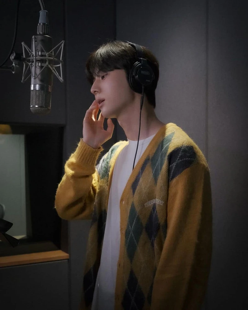 옷장 속에 아가일 니트는 구비해♦️🧶 이미지7