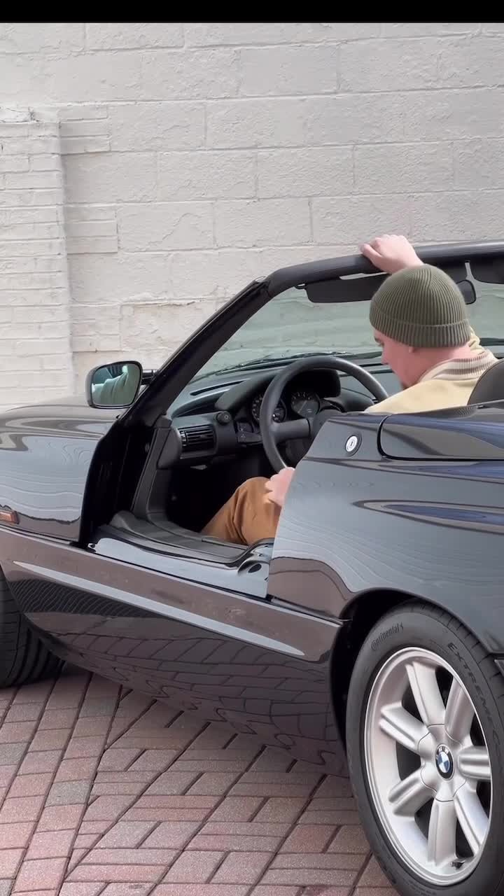 올드카에 이런 감성이..🚘 1989년식 BMW Z1✨​ 이미지