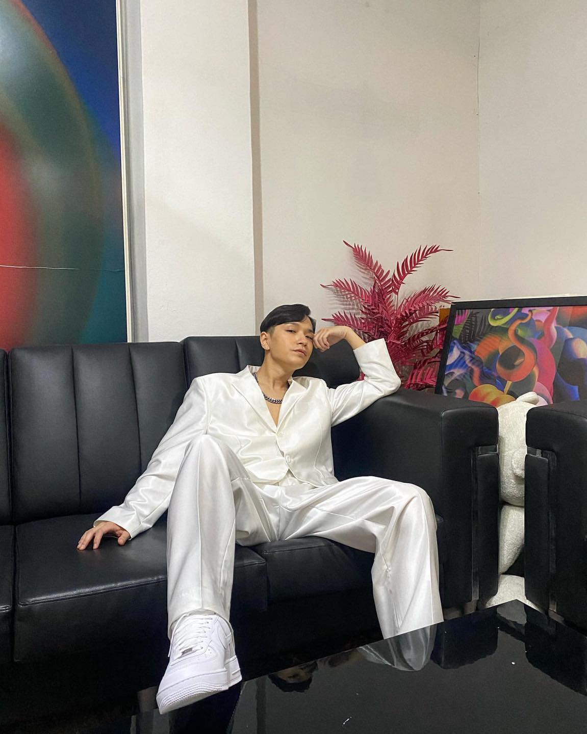 더울 때 찾게되는 올 화이트☁️ 이미지5