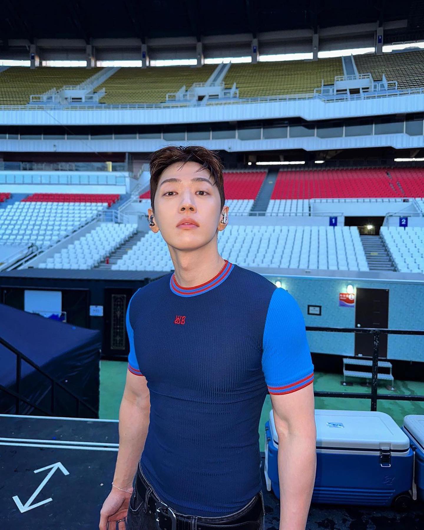 갈수록 탄탄해지는 그레이 아웃핏💪🏼 이미지