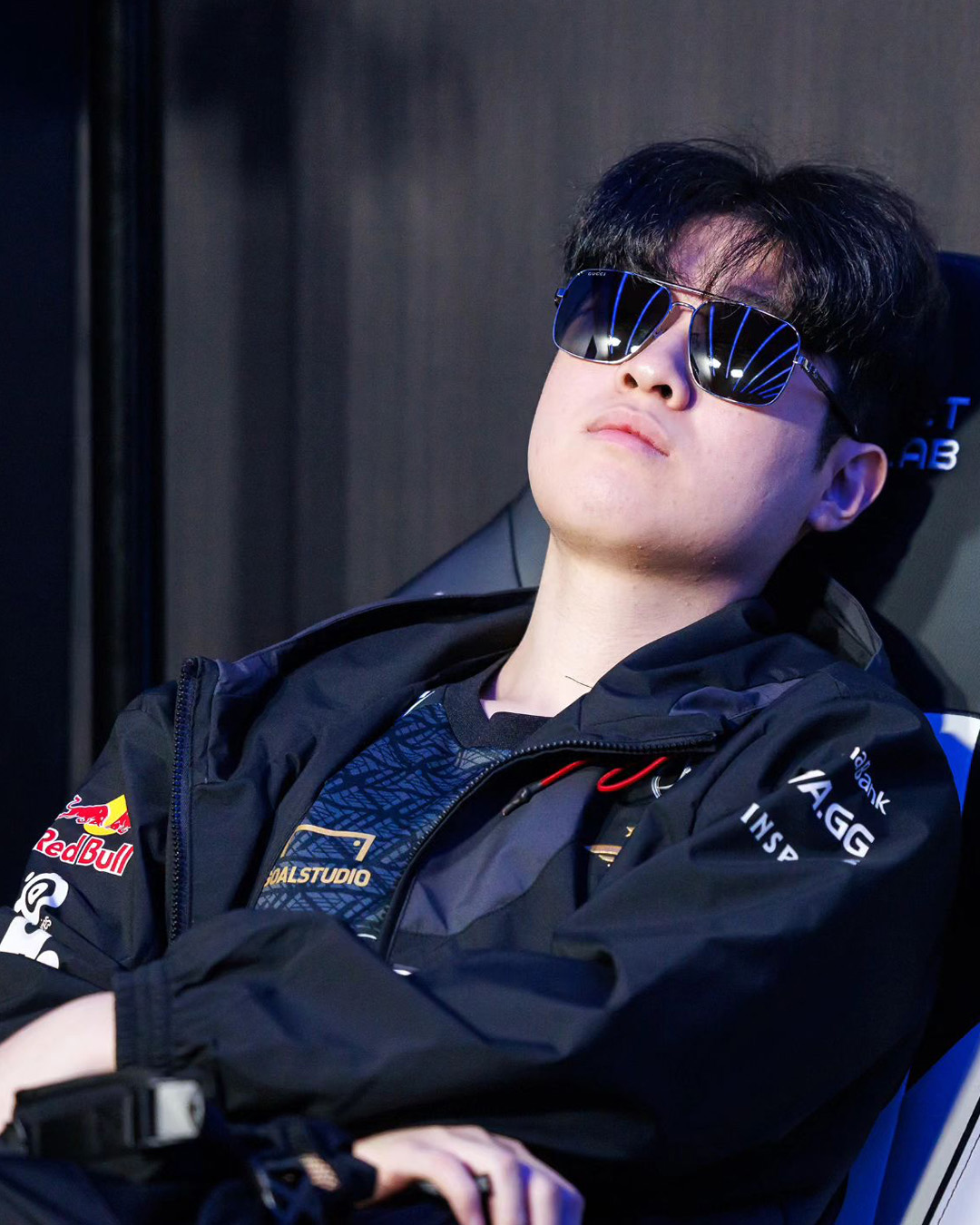 어 형이야😎형은 오늘 생일이야🎂🥳 이미지
