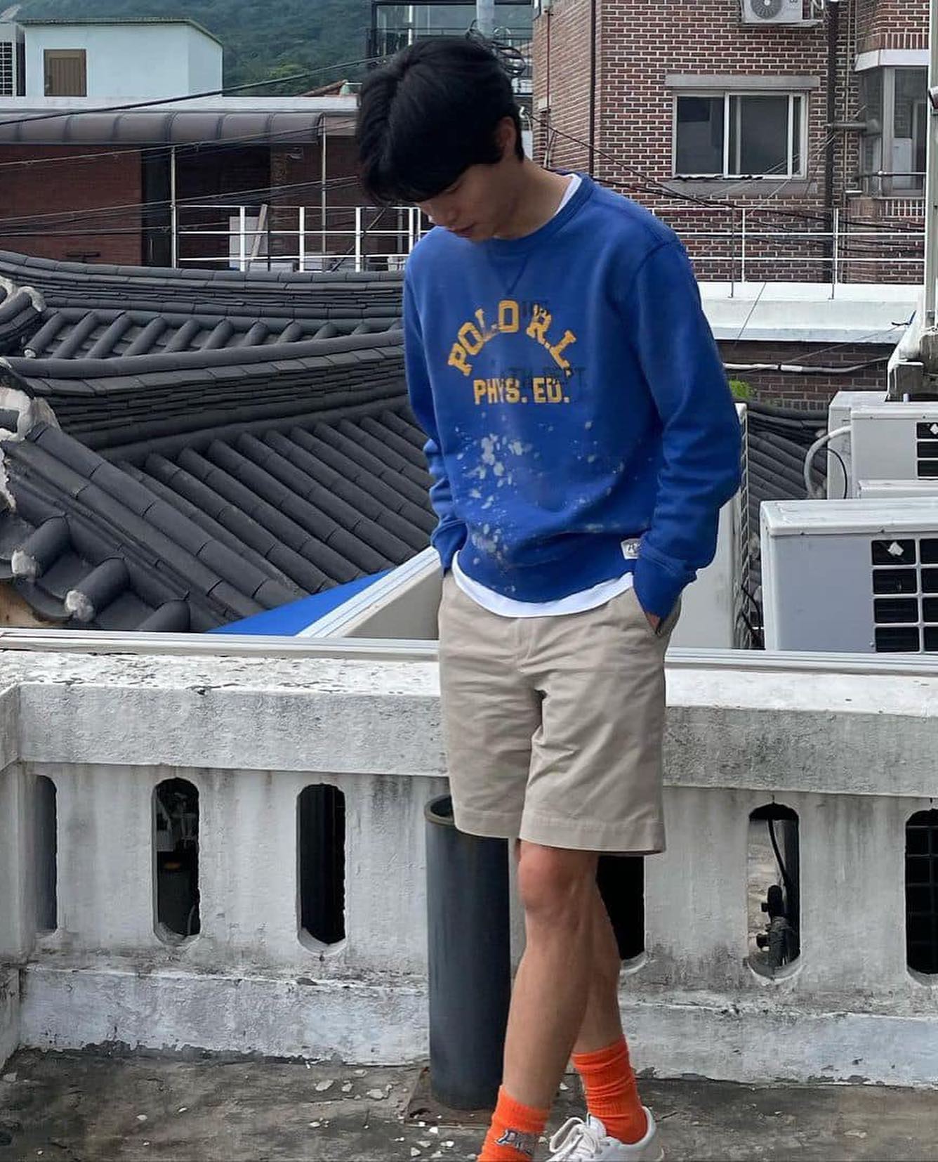 흰 티 레이어드 간단하잖아🙌 이미지4