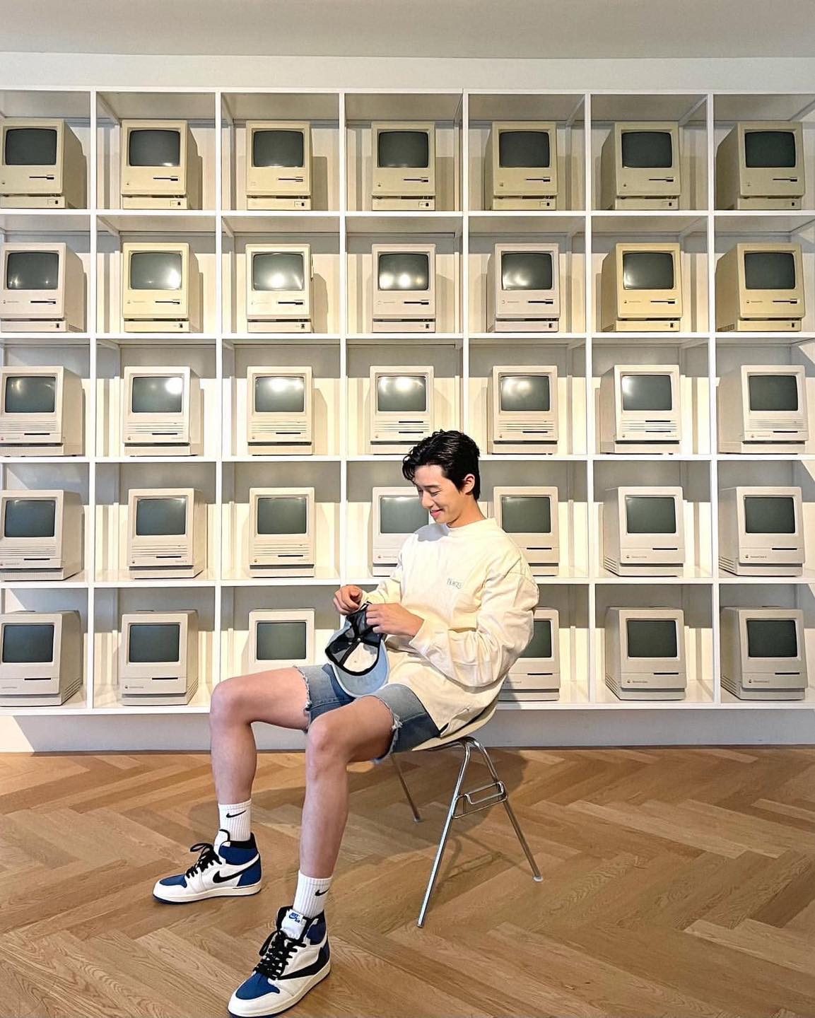 훈훈함 더하는 나이키 슈즈👟 이미지