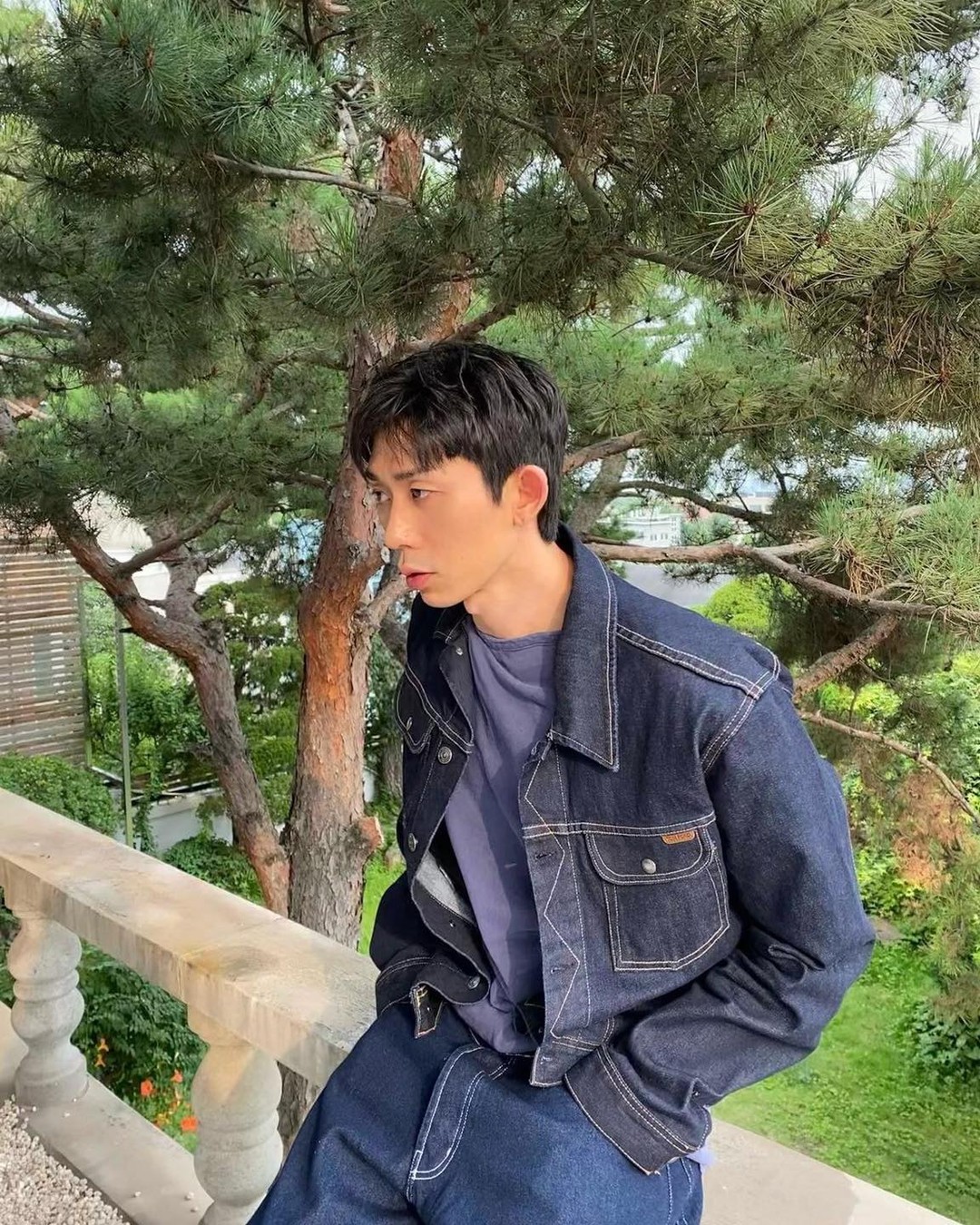 무심하게 걸치는 데님🌀 이미지