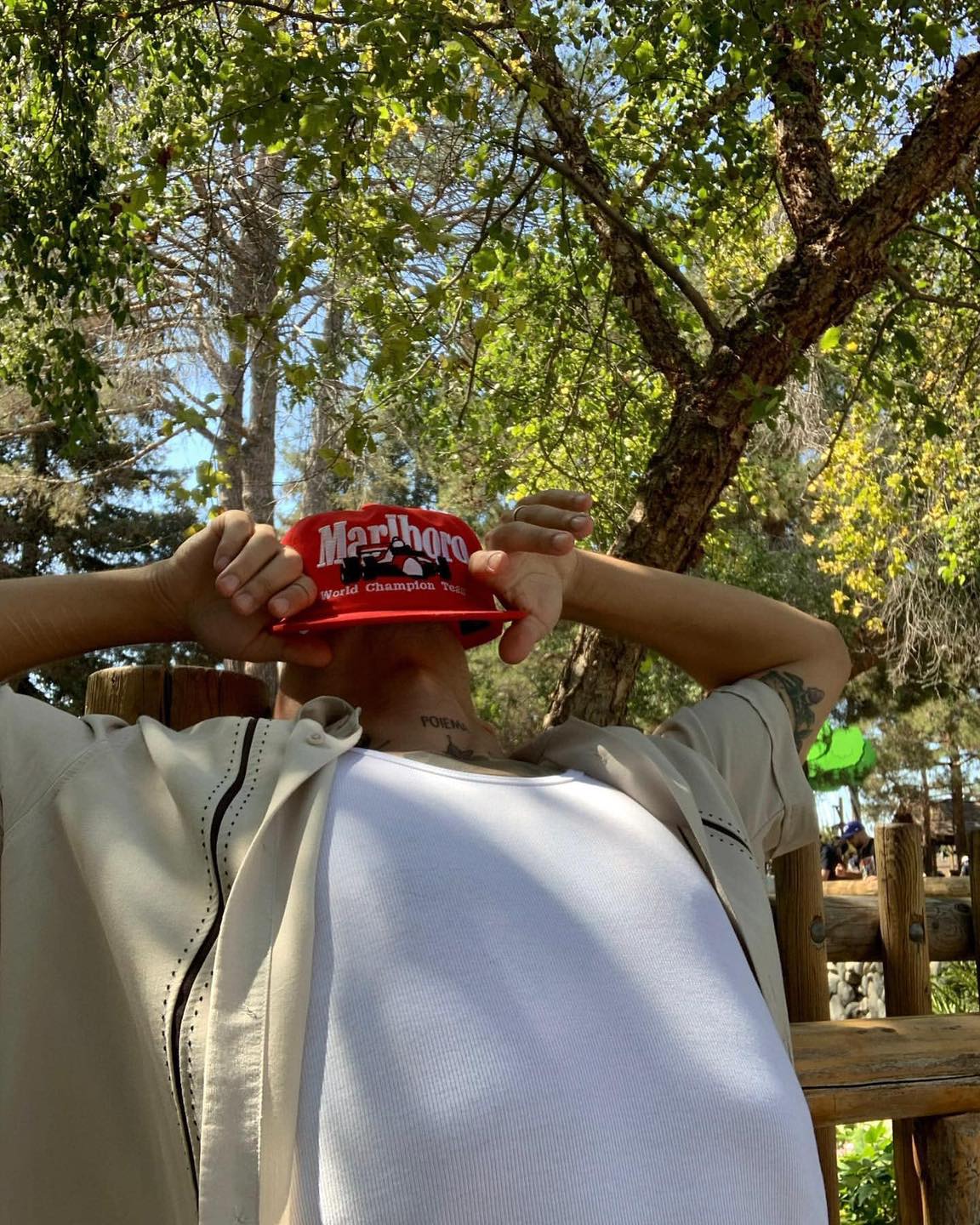 비흡연자도 하는 말보로 🚬 이미지