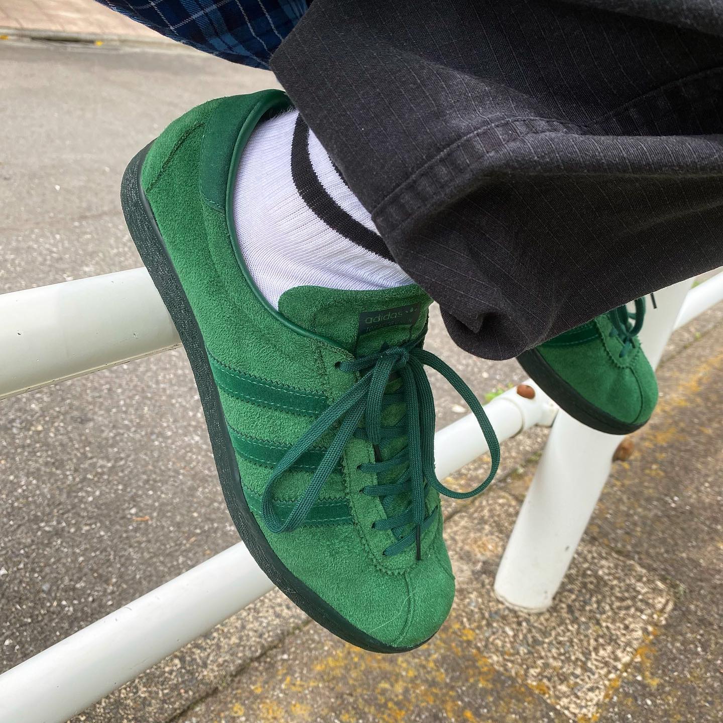 요새 줄곧 보이는 아디다스 토바코🍂 이미지3