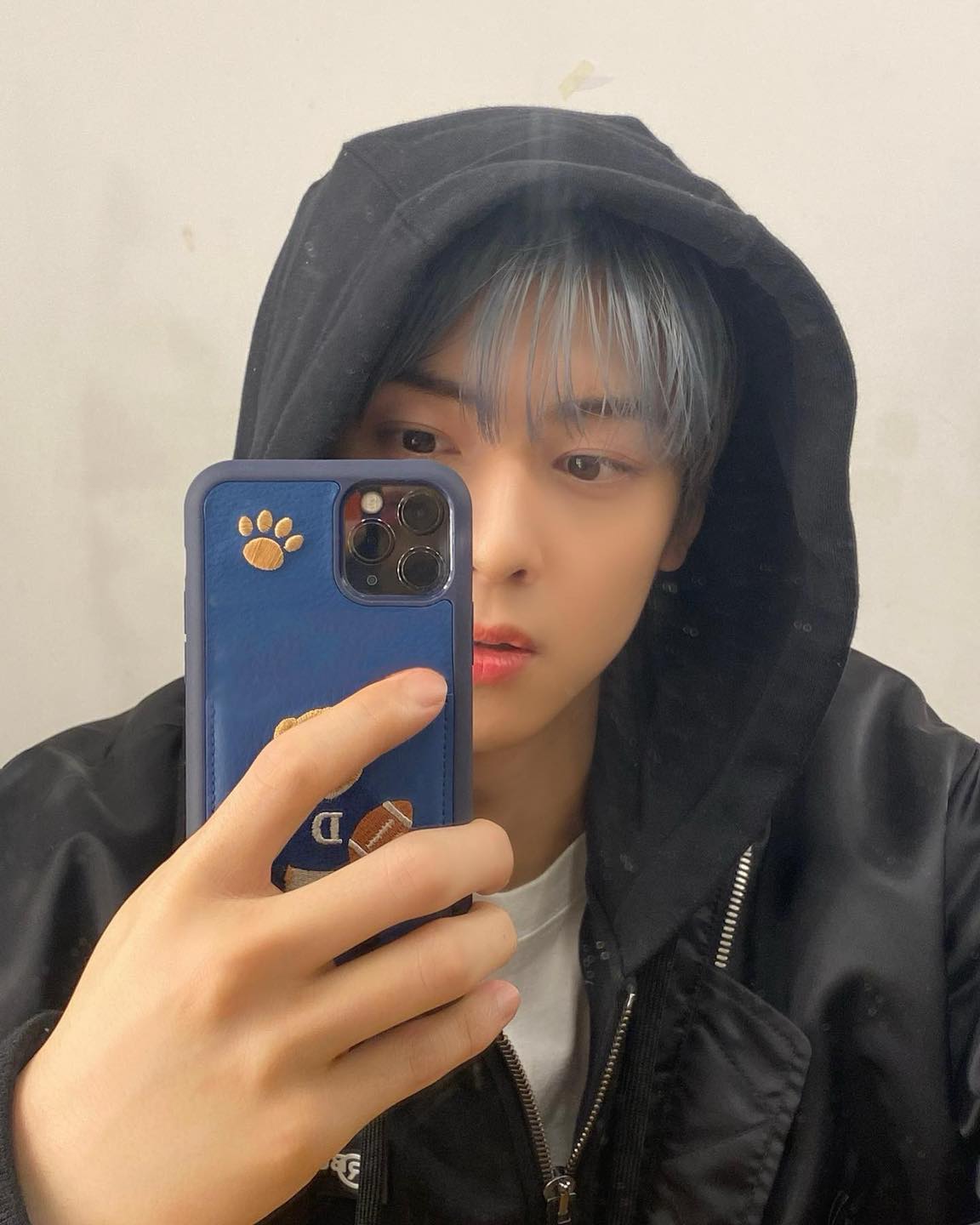 셀카의 완성은 얼굴📸 이미지2