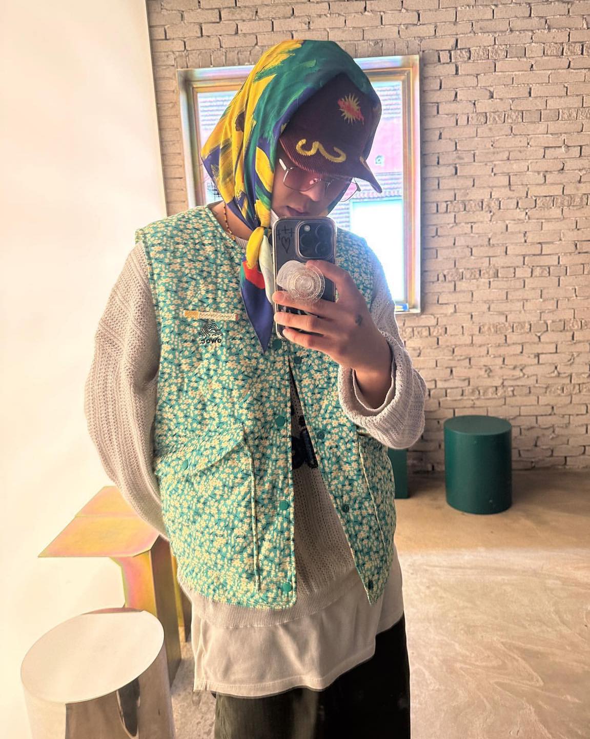 봄이니까 형들처럼 꽃무늬💐 이미지