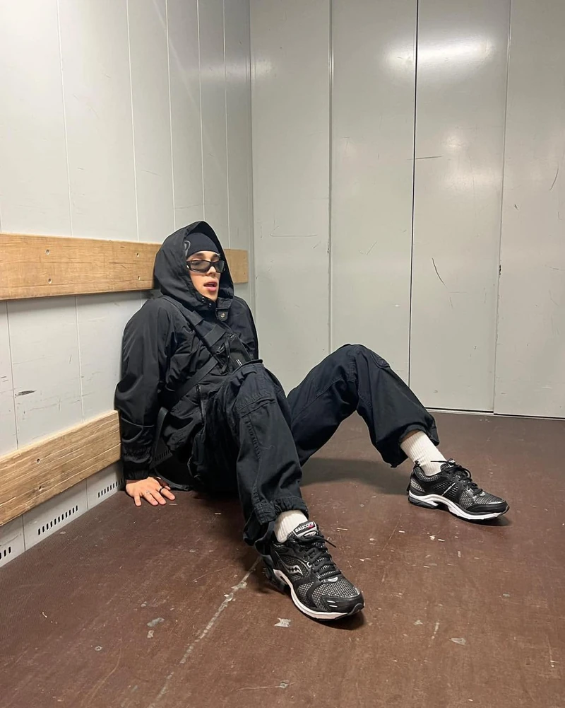메틸릭한 써코니 괜찮네👟🏃 이미지2