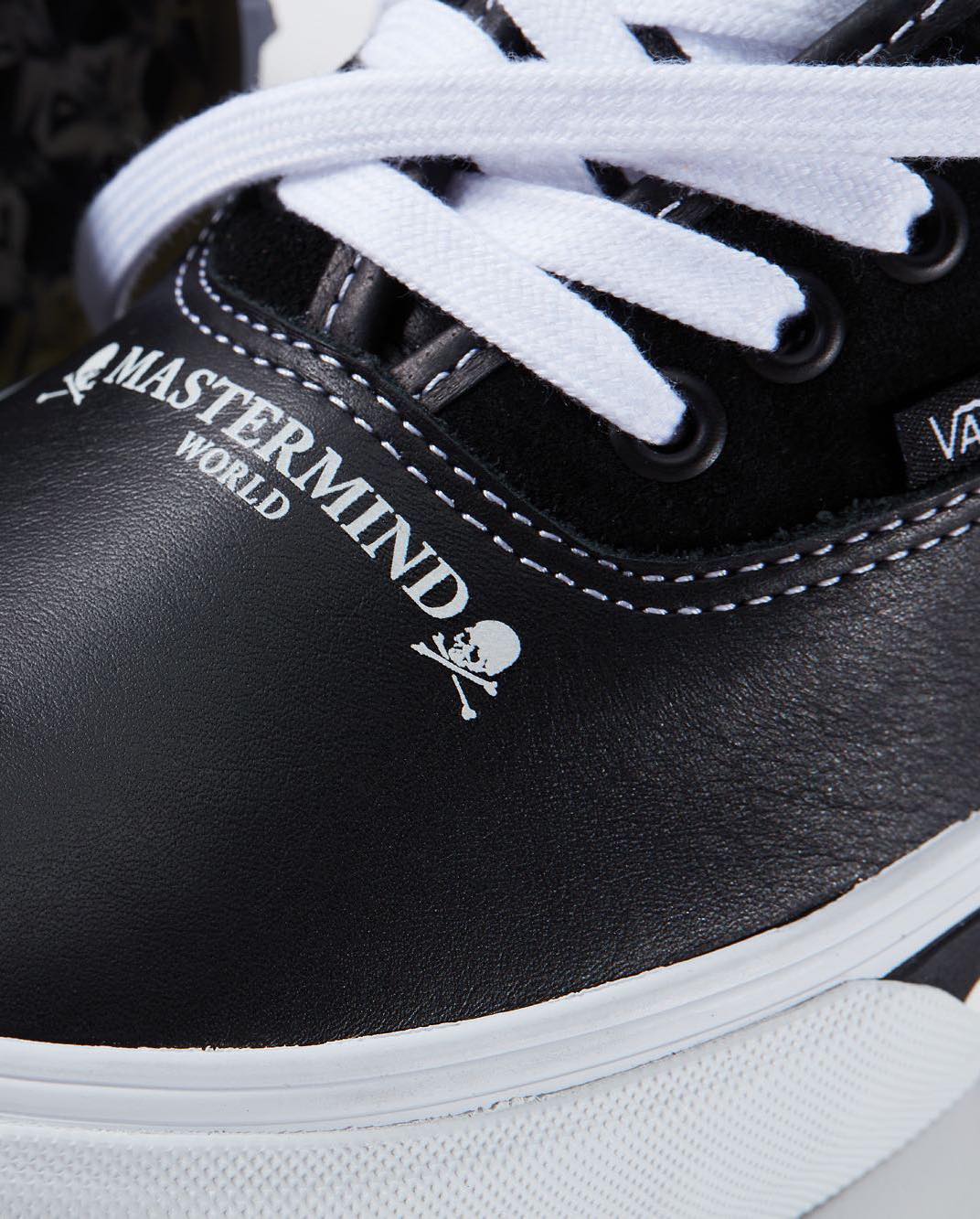 마스터마인드x반스 묵직한 협업☠️ 이미지