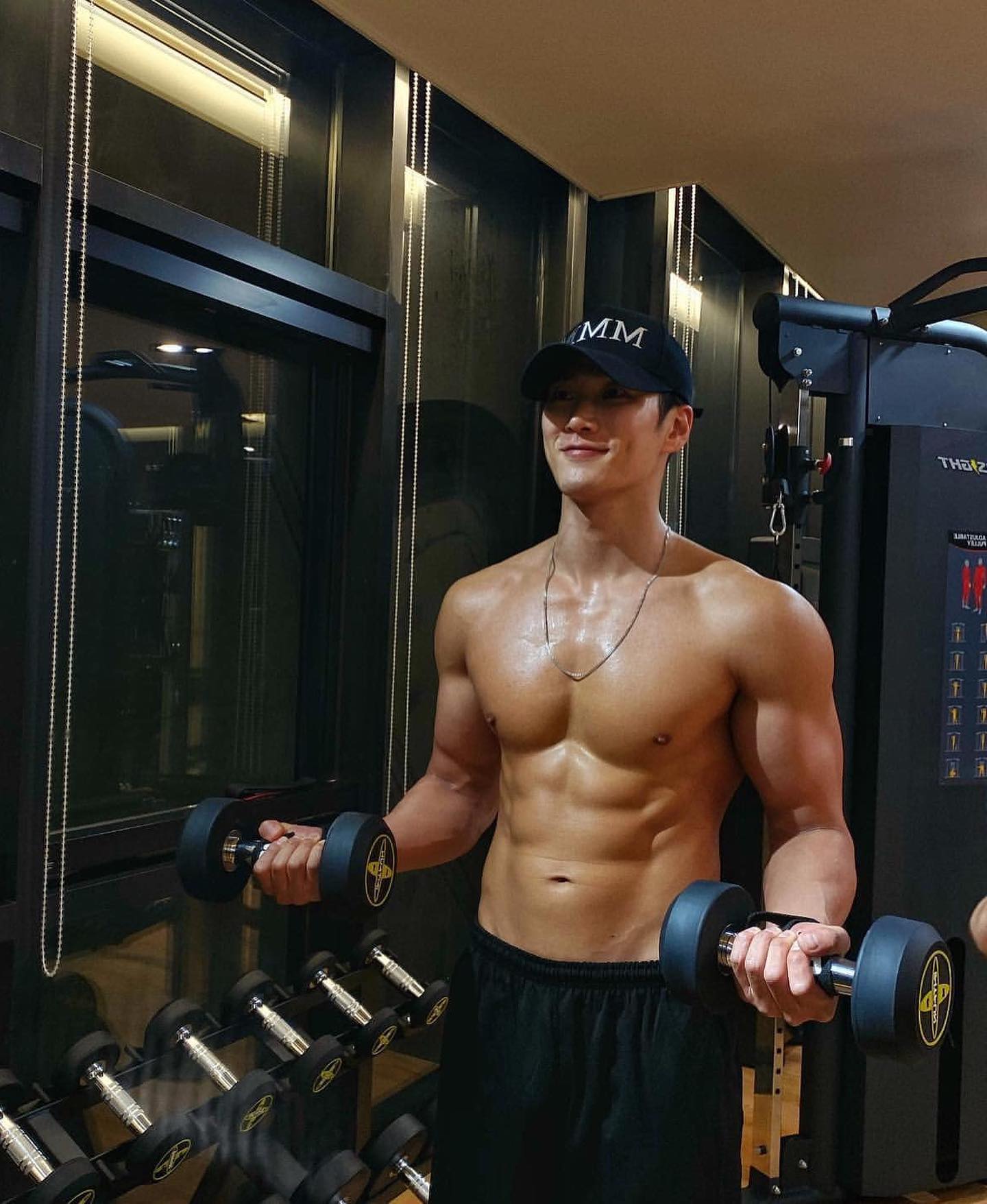 더워질수록 운동은 필수💪🏋️ 이미지