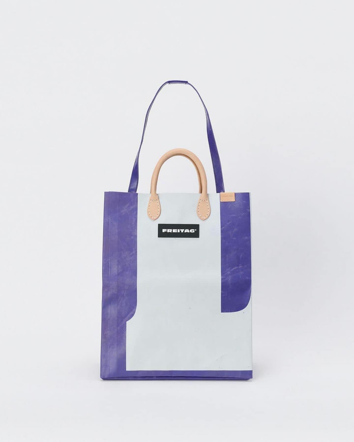 프라이탁에 가죽 더하기🧳🎪 이미지5