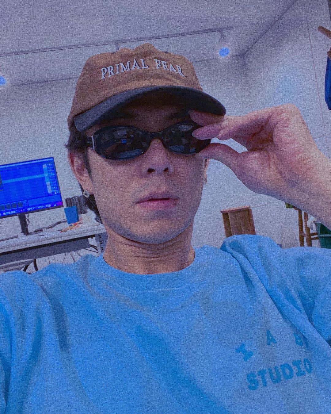 볼캡 푹 눌러 쓰는 주말🧢🦦 이미지