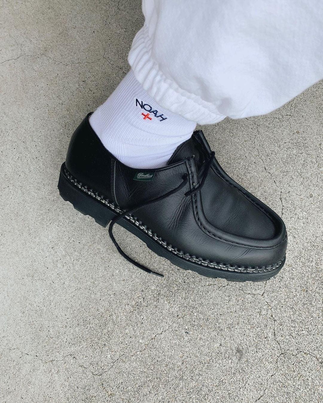 캐주얼과 포멀룩엔 파라부트👞 이미지"