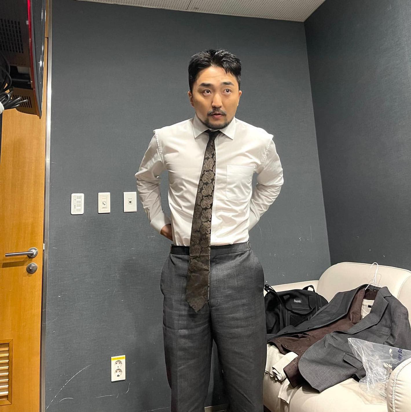 셔츠로 펀쿨섹 매력어필👔🙆‍♀️ 이미지4