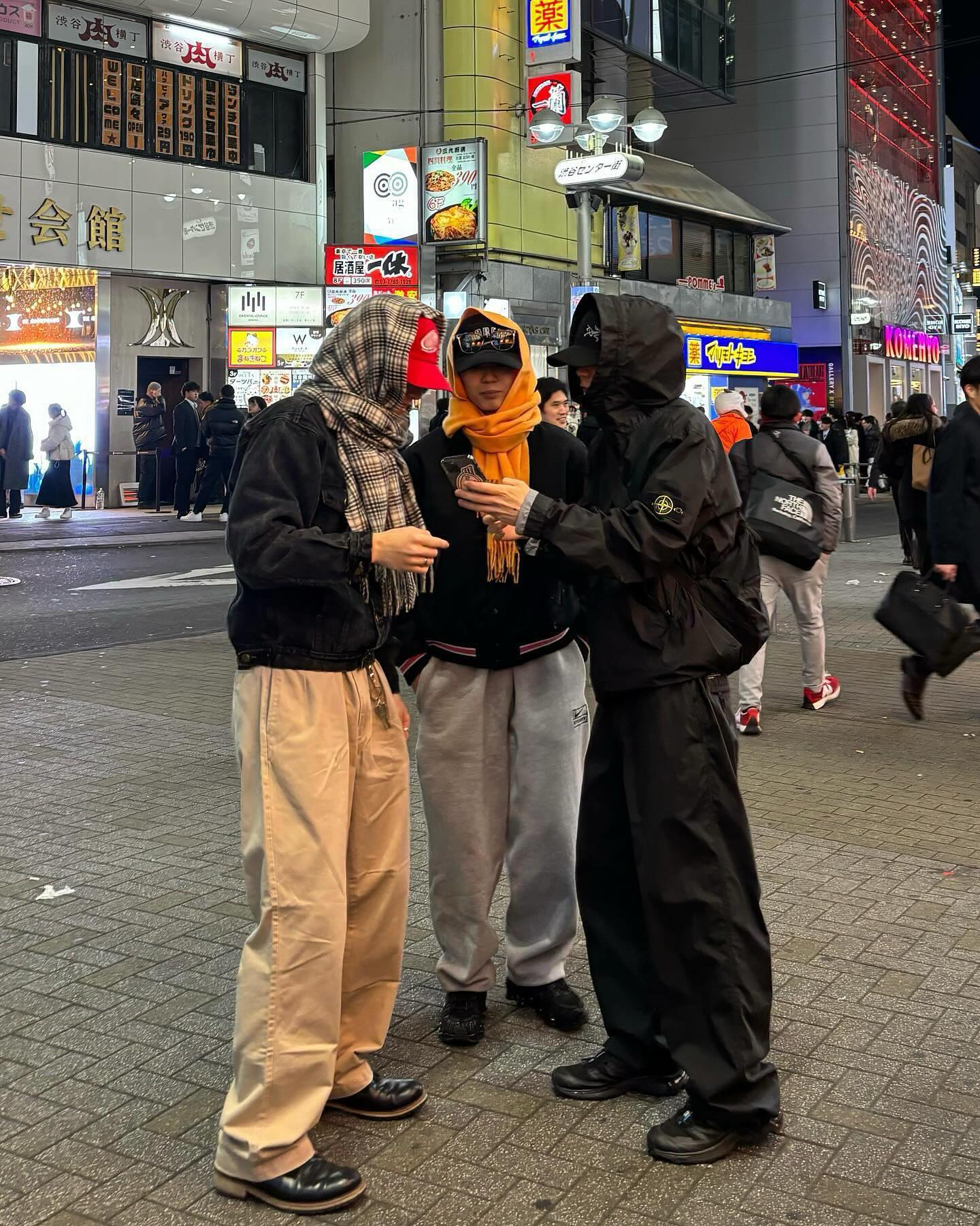 다음주는 무조건 얼굴 목도리♨️ 이미지"