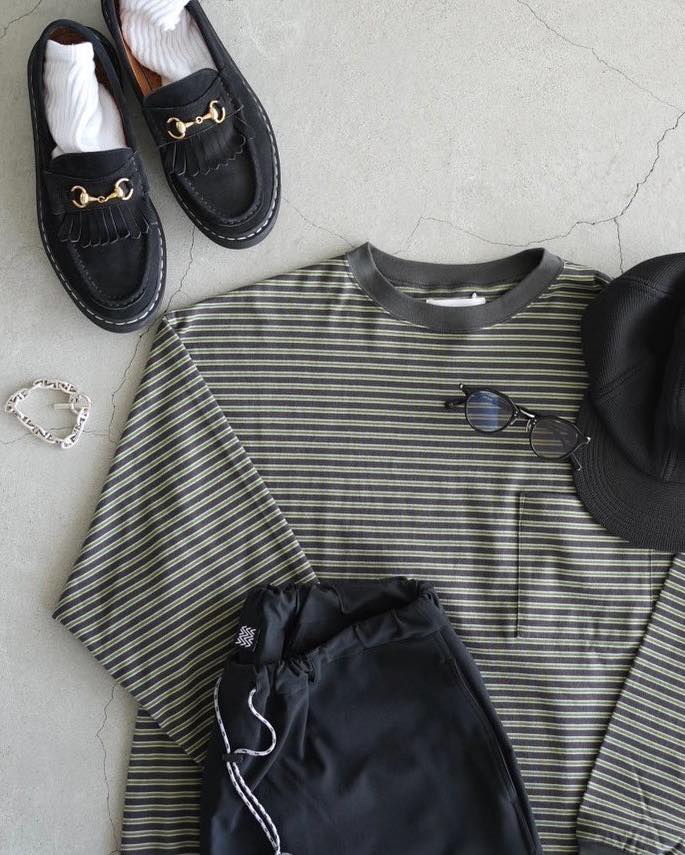 로퍼로 착장 깔끔하게 마무리👞 이미지