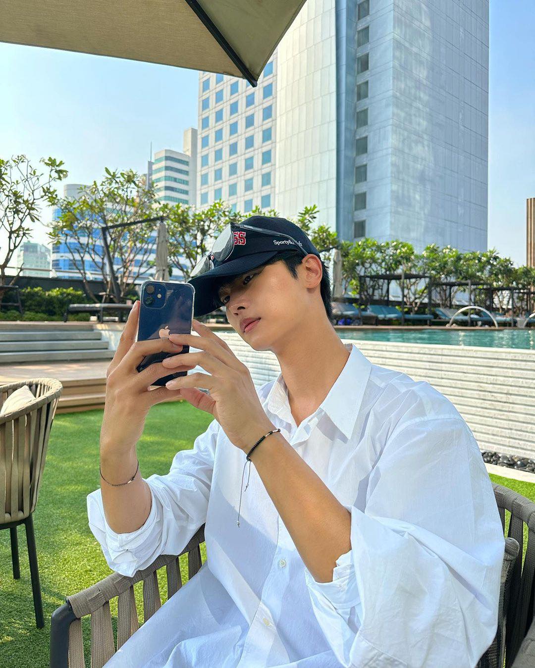 화이트셔츠 아직도 없?🐑 이미지