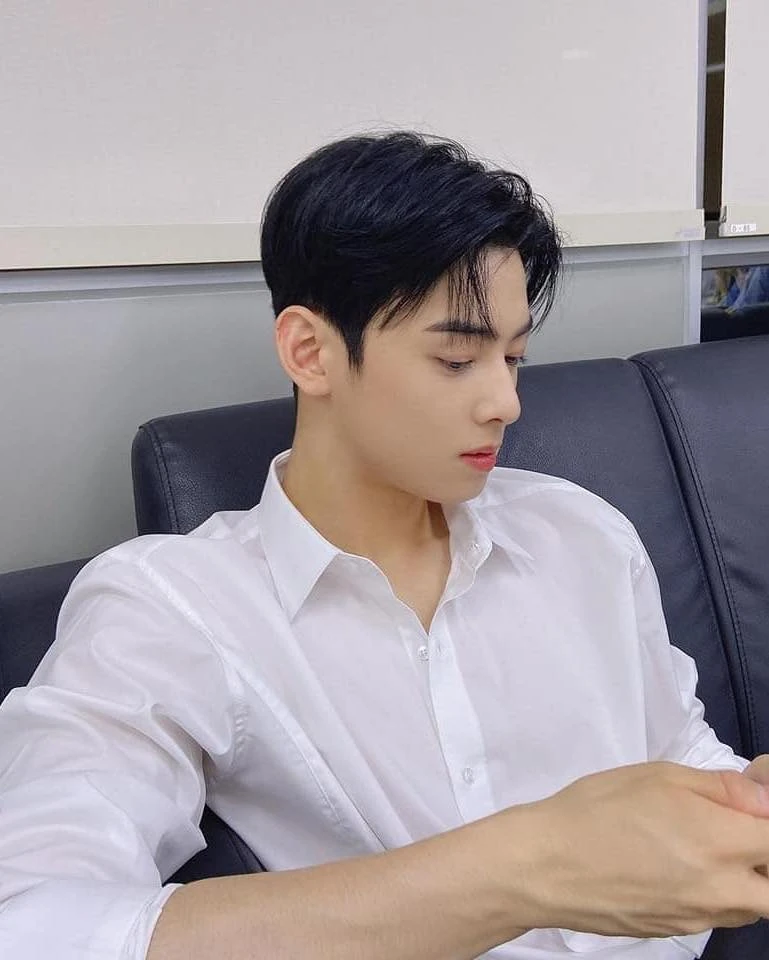 더워죽어도 흰 셔츠 모음😶‍🌫️ 이미지2