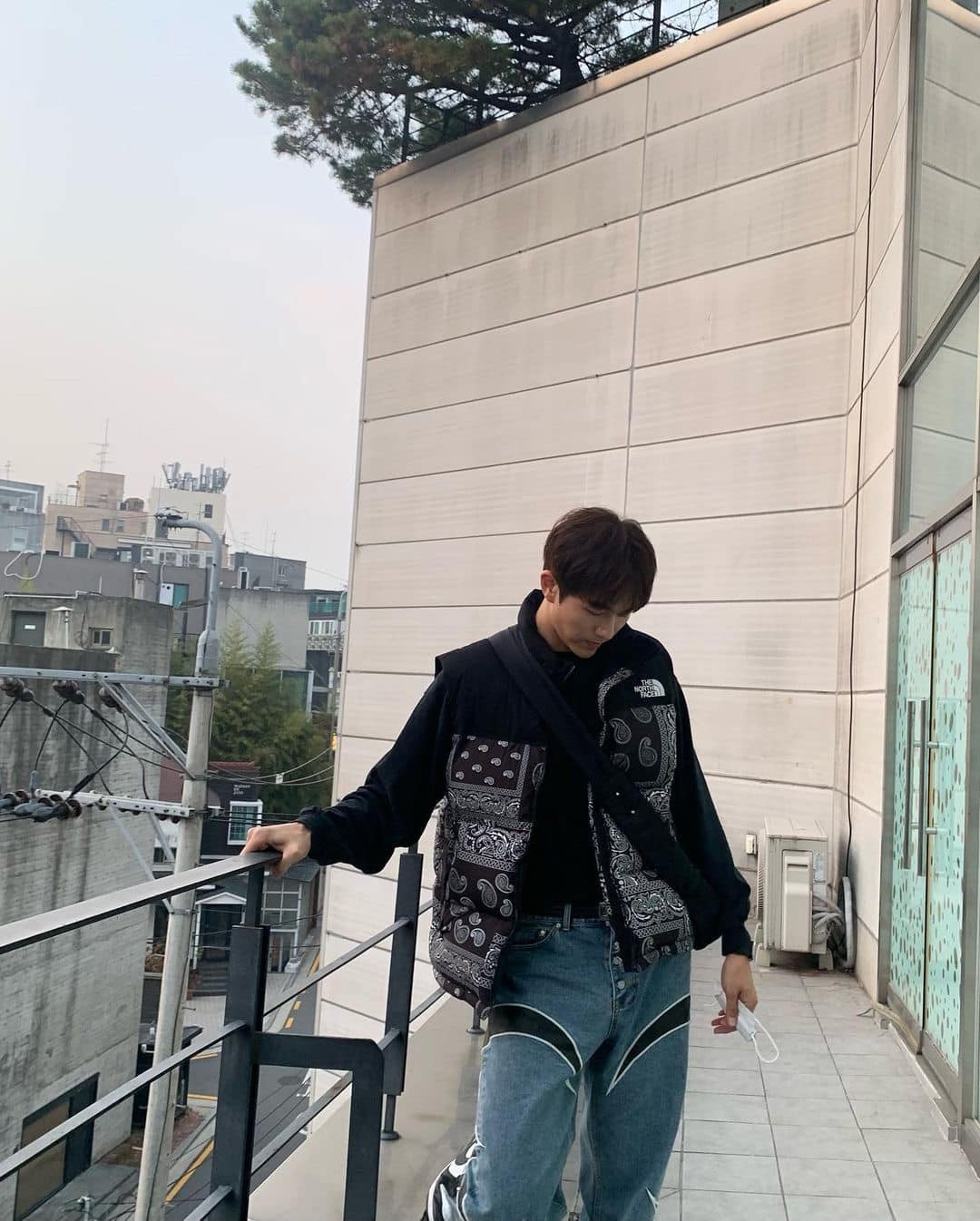 지금은 패딩조끼만한게 없다🦺⁠ 이미지3