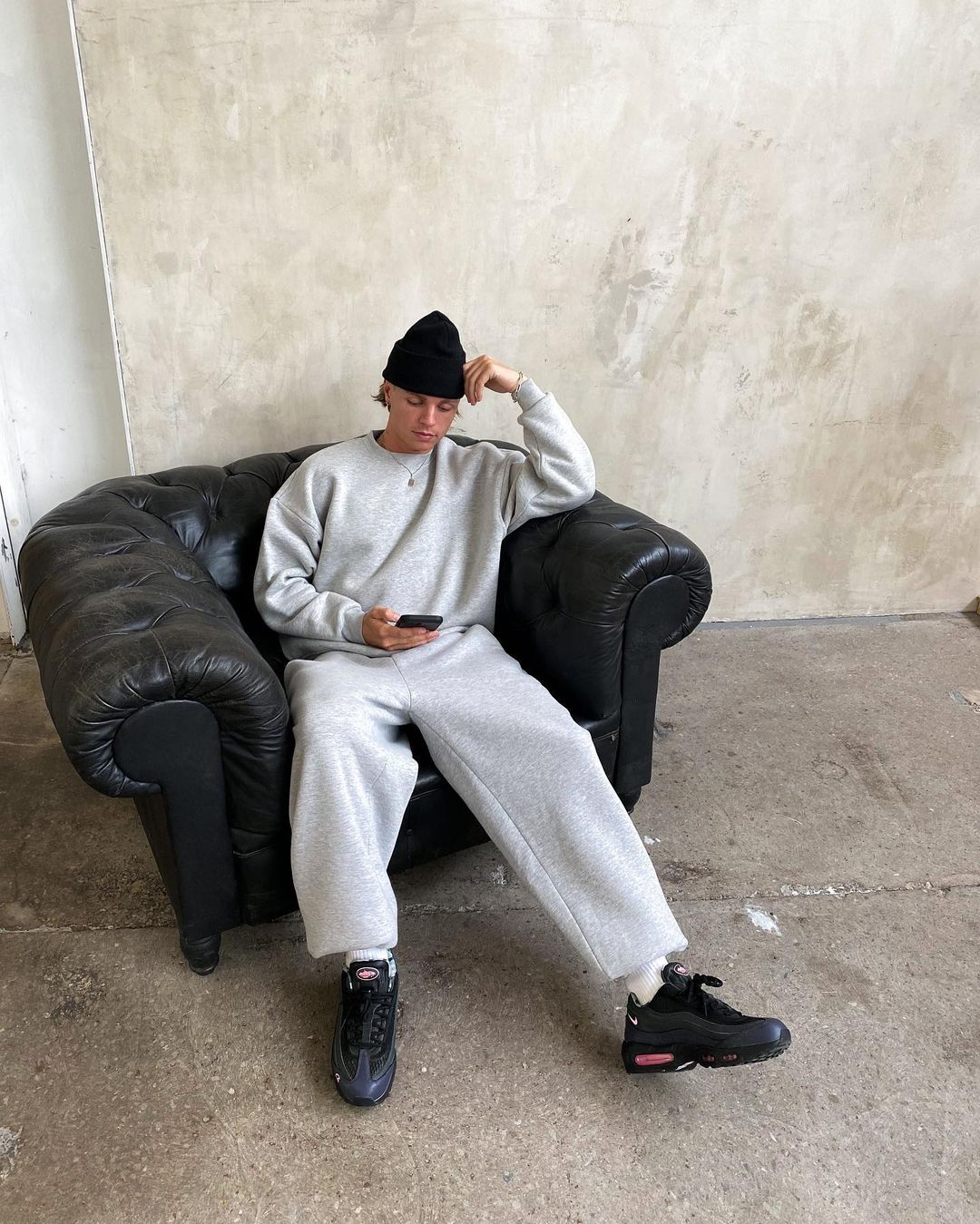 근본 코디 그레이 스웻셋업☑️ 이미지