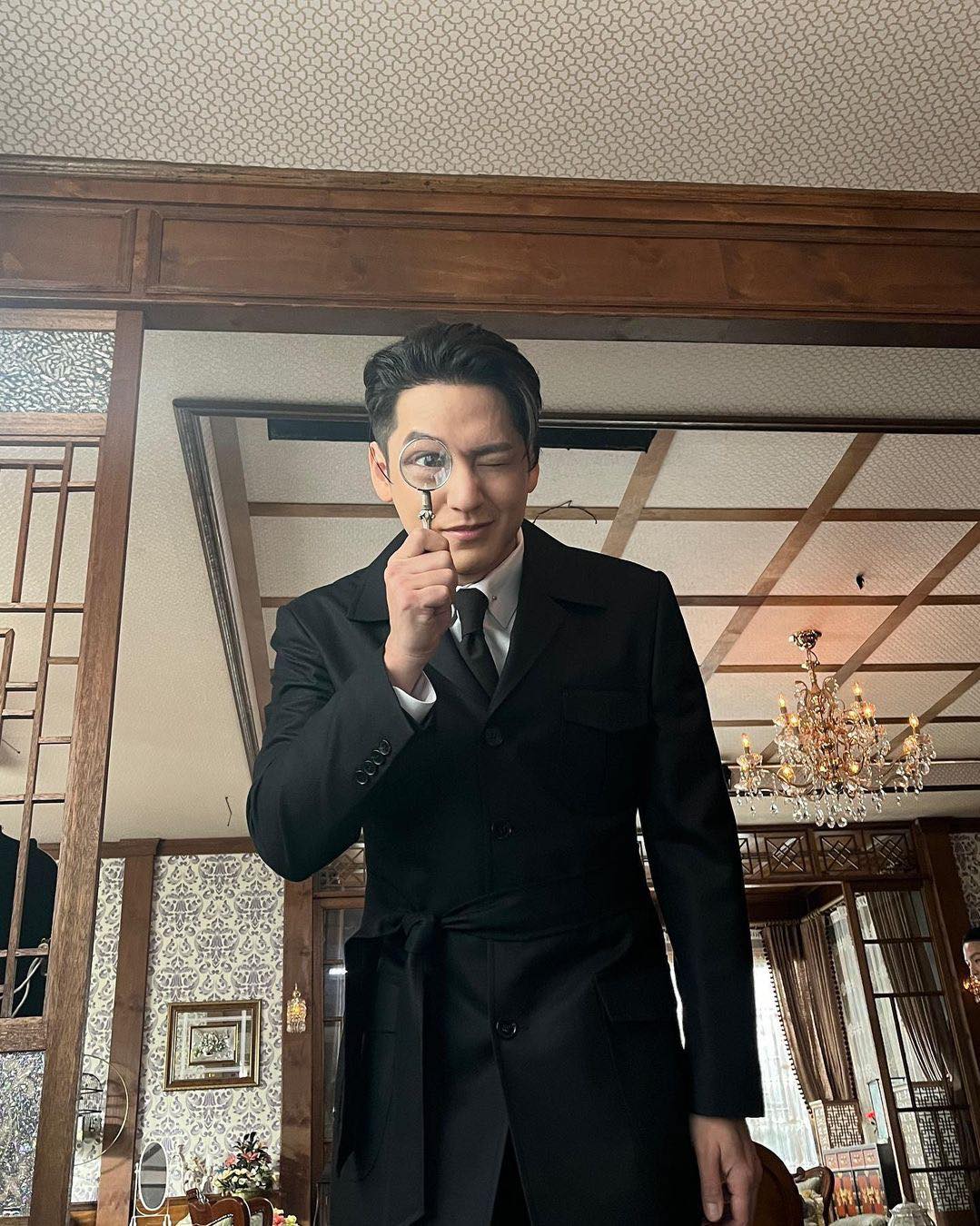 이랑 아니 범이형 정장 폼 미쳤다🦊 이미지6