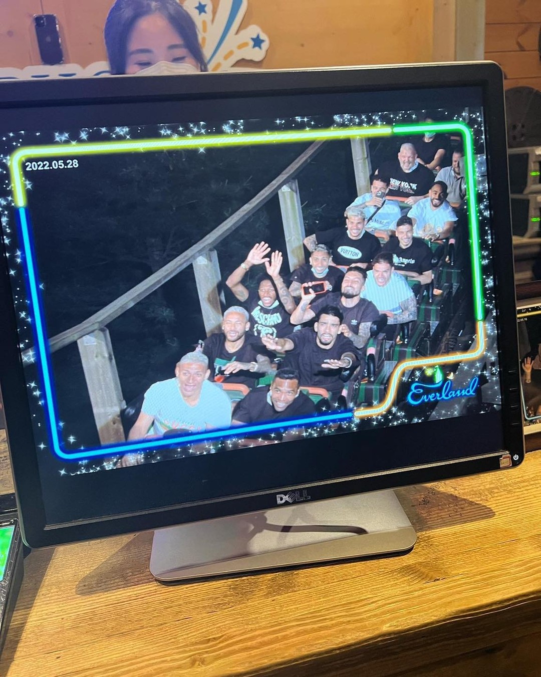 에버랜드에 푹빠진 네이마르 일상🇧🇷 이미지2