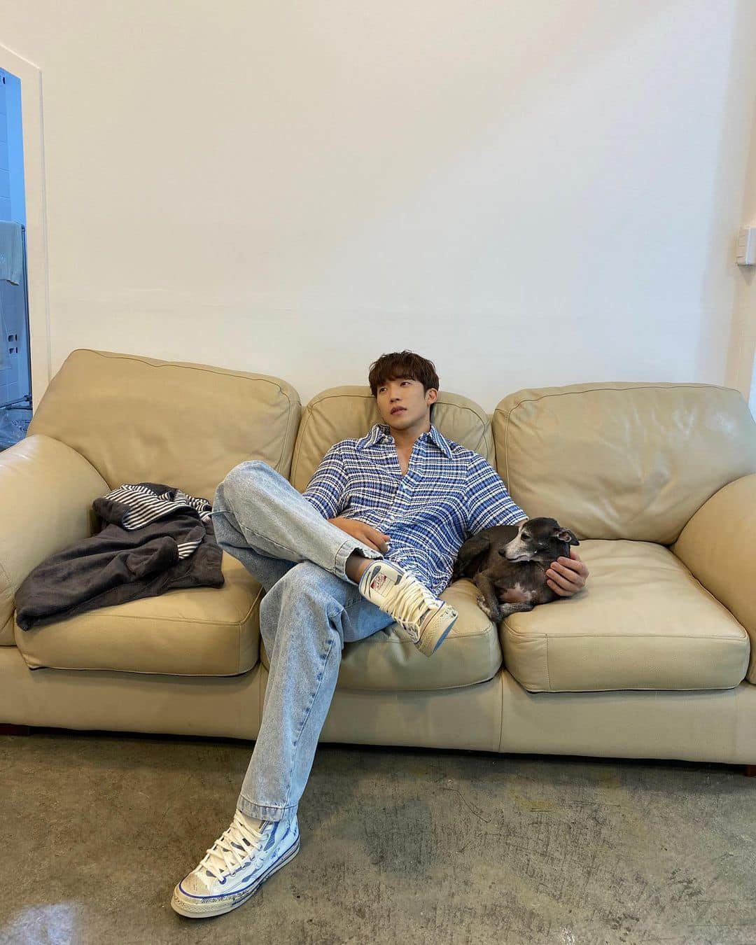 간단하게 컨버스 신는 법👟⭐️ 이미지"