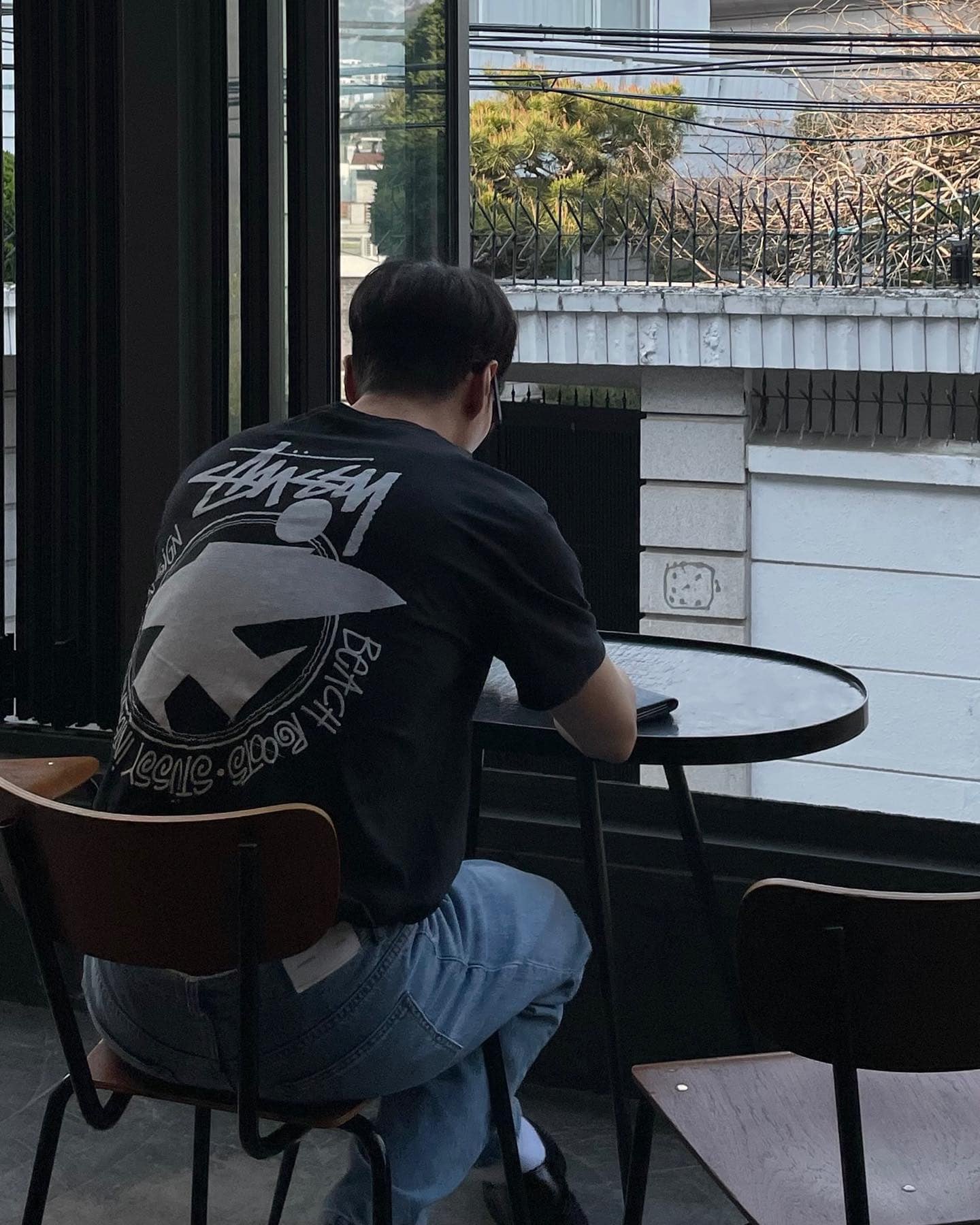 스투시 티 하나만 걸쳐도 충분😎💪 이미지