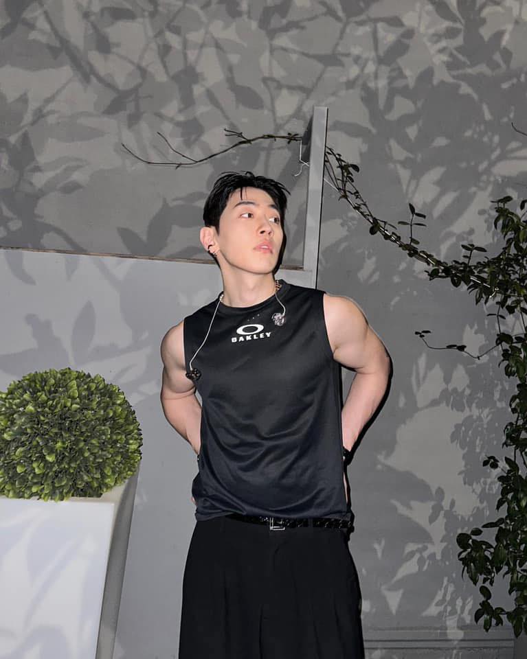 힙합은 올블랙이지🔥😎 이미지9