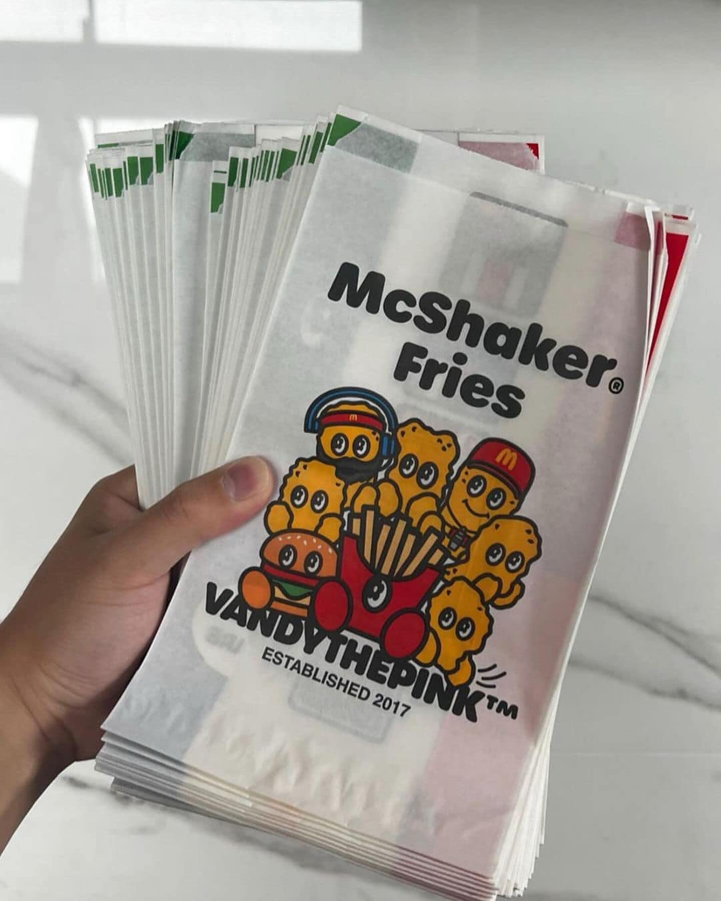 햄버거에 진심인 반디더핑크🍔 이미지5