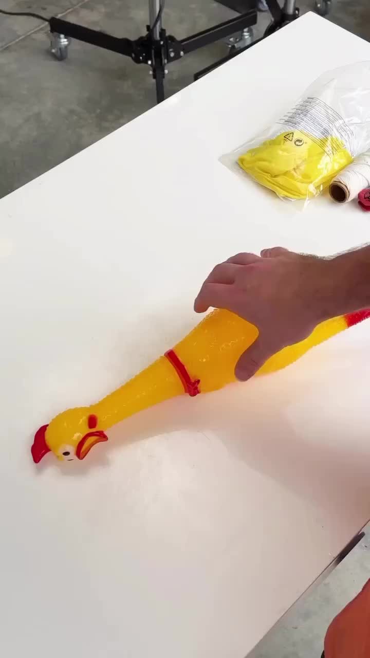 인간닭 코스튬👻🐥입고 프리허그 해보고 싶은데⁉️ 이미지