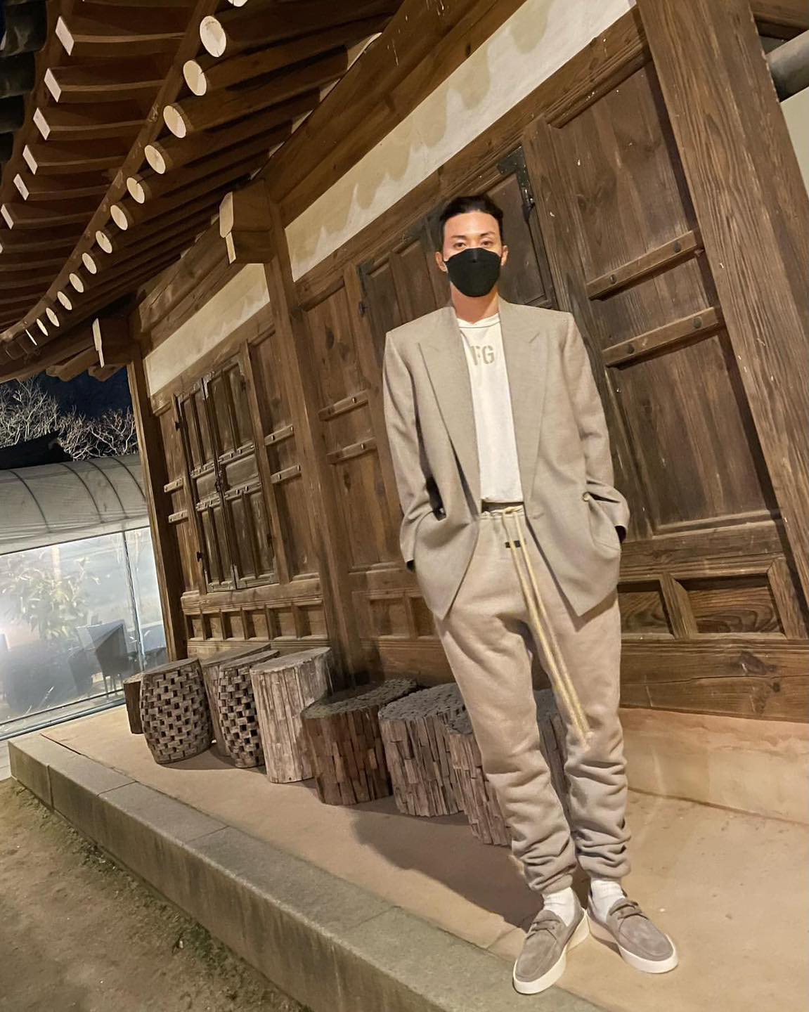 장발에 더해진 섹시한 수트핏👔 이미지2
