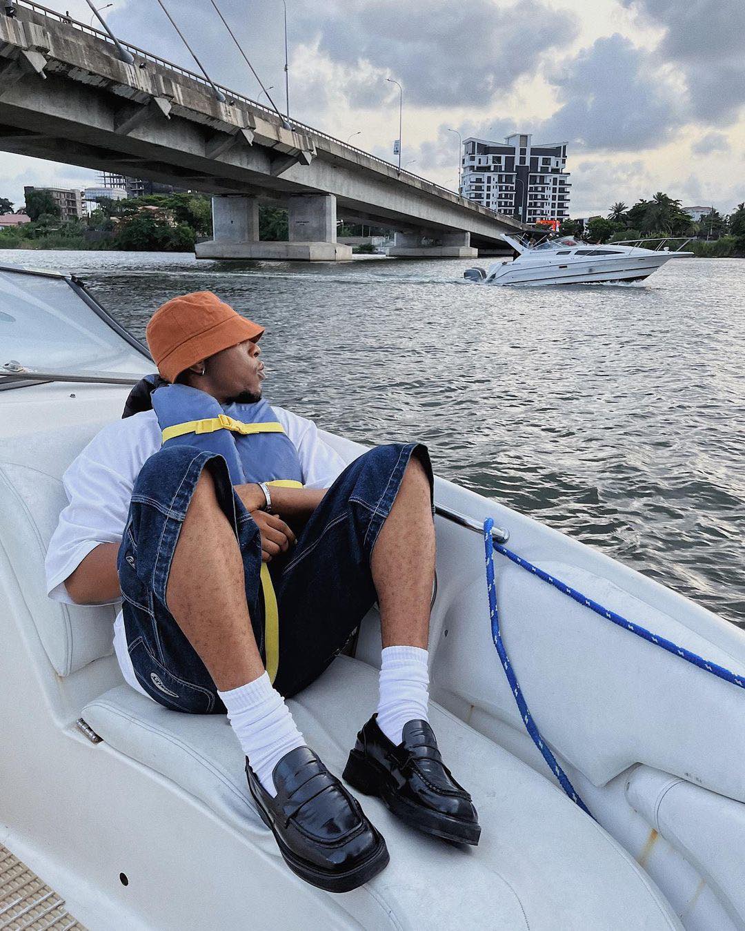 로퍼는 오히려 캐주얼 코디에👞 이미지