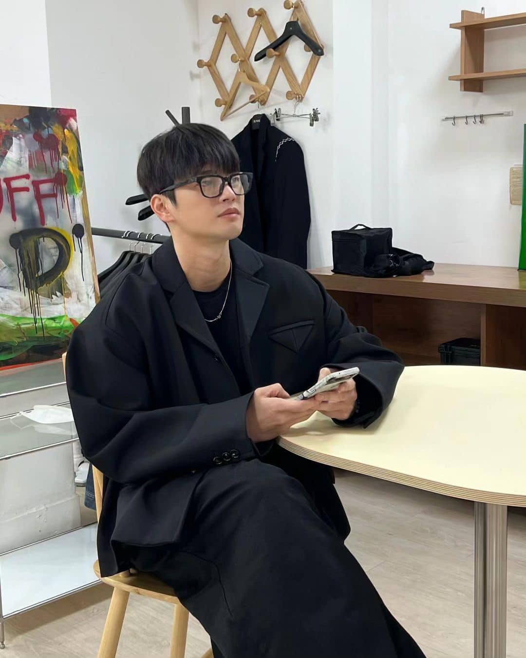 검정 블레이저는 실패없지👨‍✈️🚨 이미지